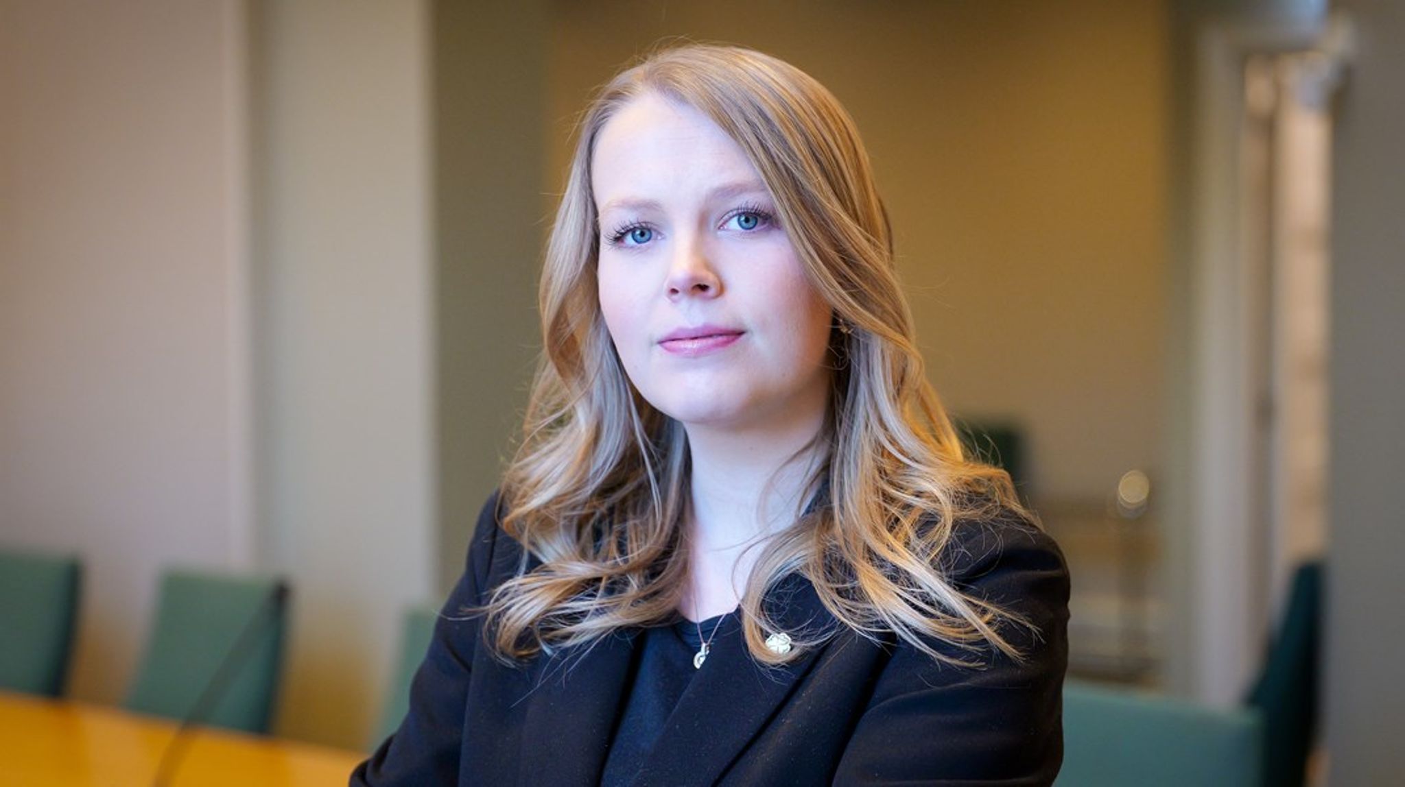 Maren Grøthe rister på hodet av at Statnetts utredning av Danmarkskablene tar lengre tid enn ventet.