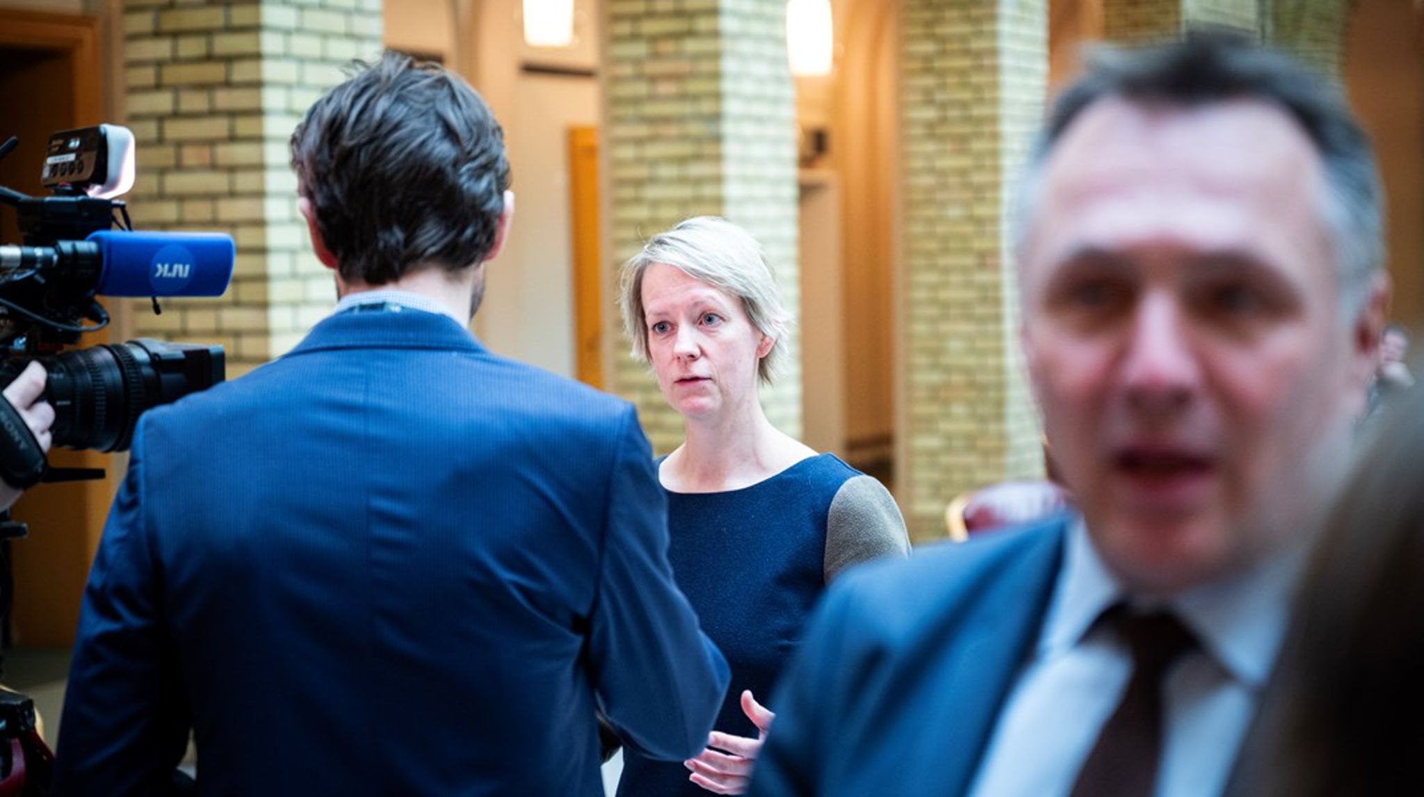 Stortingsrepresentant Ingrid Fiskaa (SV) mener at USA nå opptrer som en sikkerhetstrussel mot sine egne allierte.