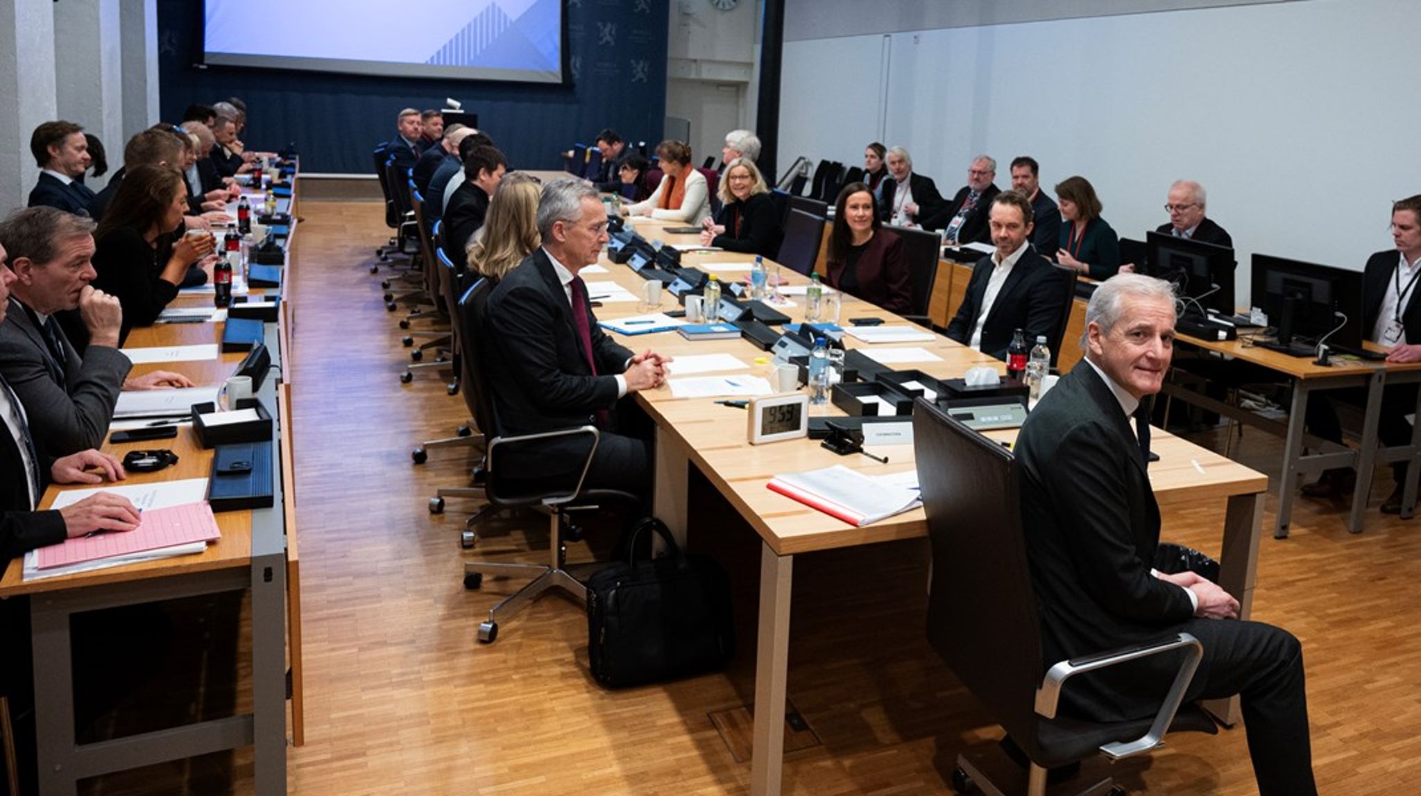 Statsministeren ledet som vanlig møtet da&nbsp;kontaktutvalg for partene i arbeidslivet møttes.