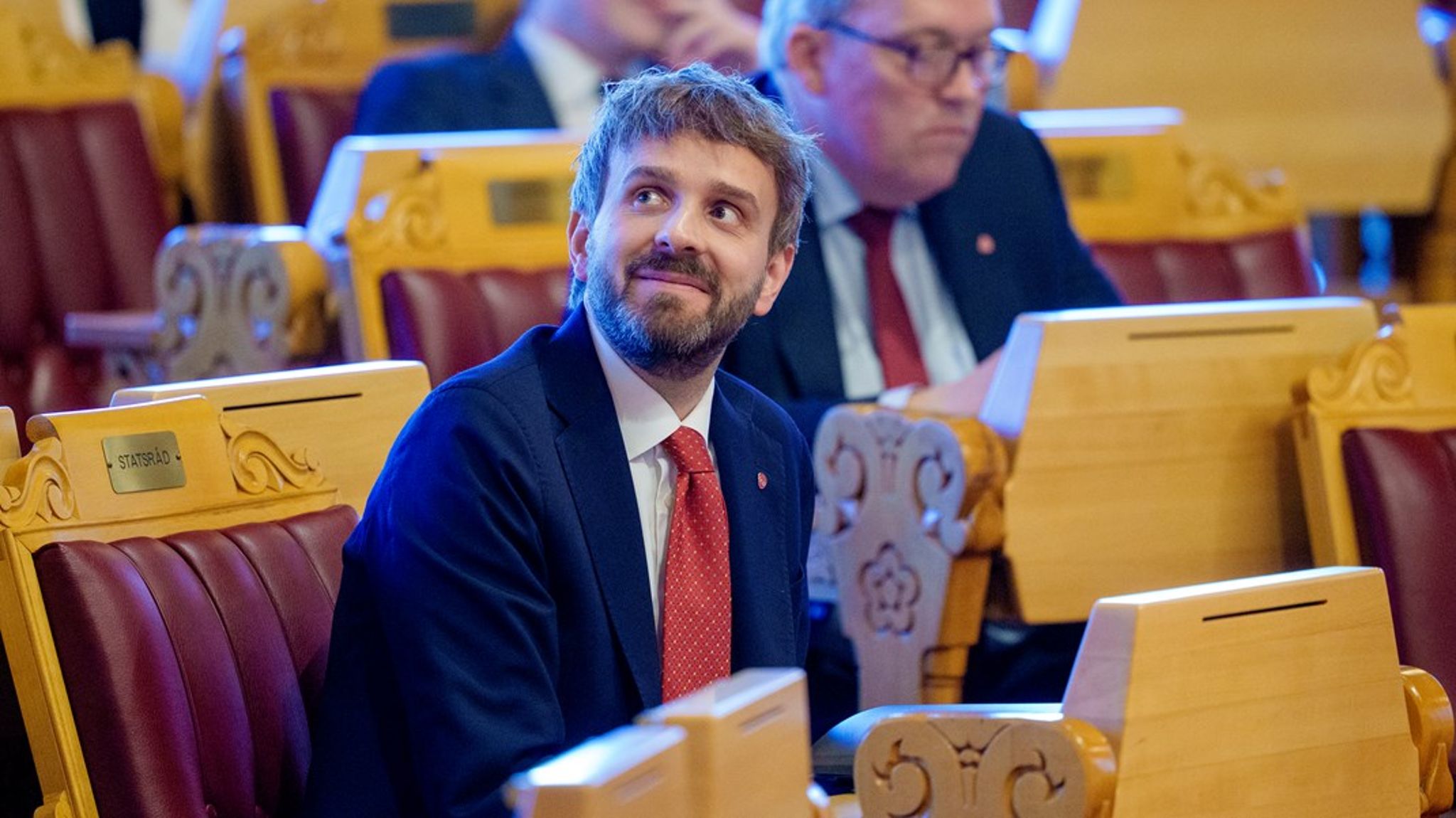 Helse- og omsorgsminister Jan Christian Vestre sier til Altinget at vedtak som får store økonomiske konsekvenser&nbsp;utfordrer den gjeldende budsjettenigheten på Stortinget.