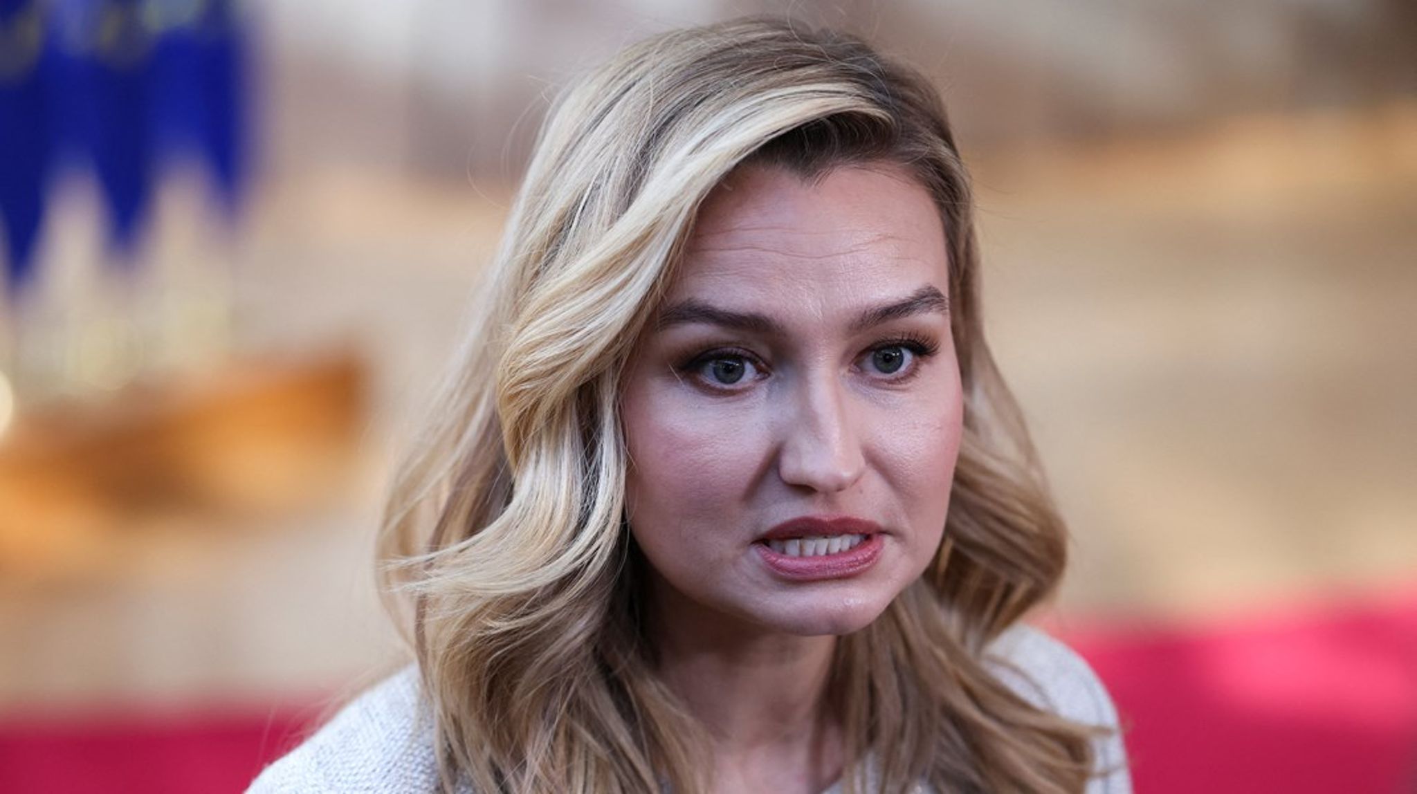 Sveriges energiminister Ebba Busch er ikke en tilhenger av dagens utkast til EUs nye nettpakke, og truer med store konsekvenser.