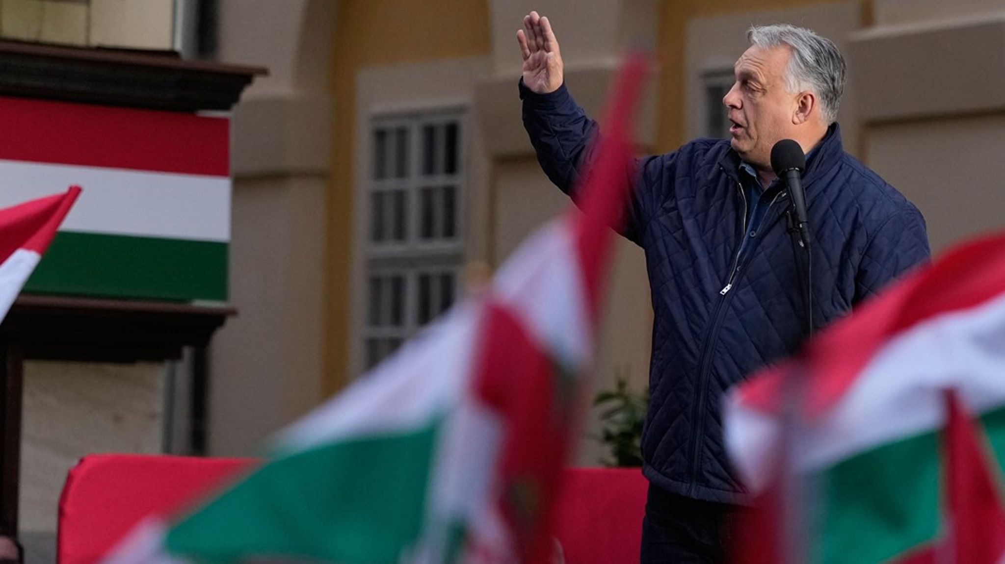 Gjennom sine mange år ved makten har Viktor Orbán bygget et system som gjør at mange spør seg om han likevel vil kunne beholde kontroll selv om han skulle tape valget på søndag. 