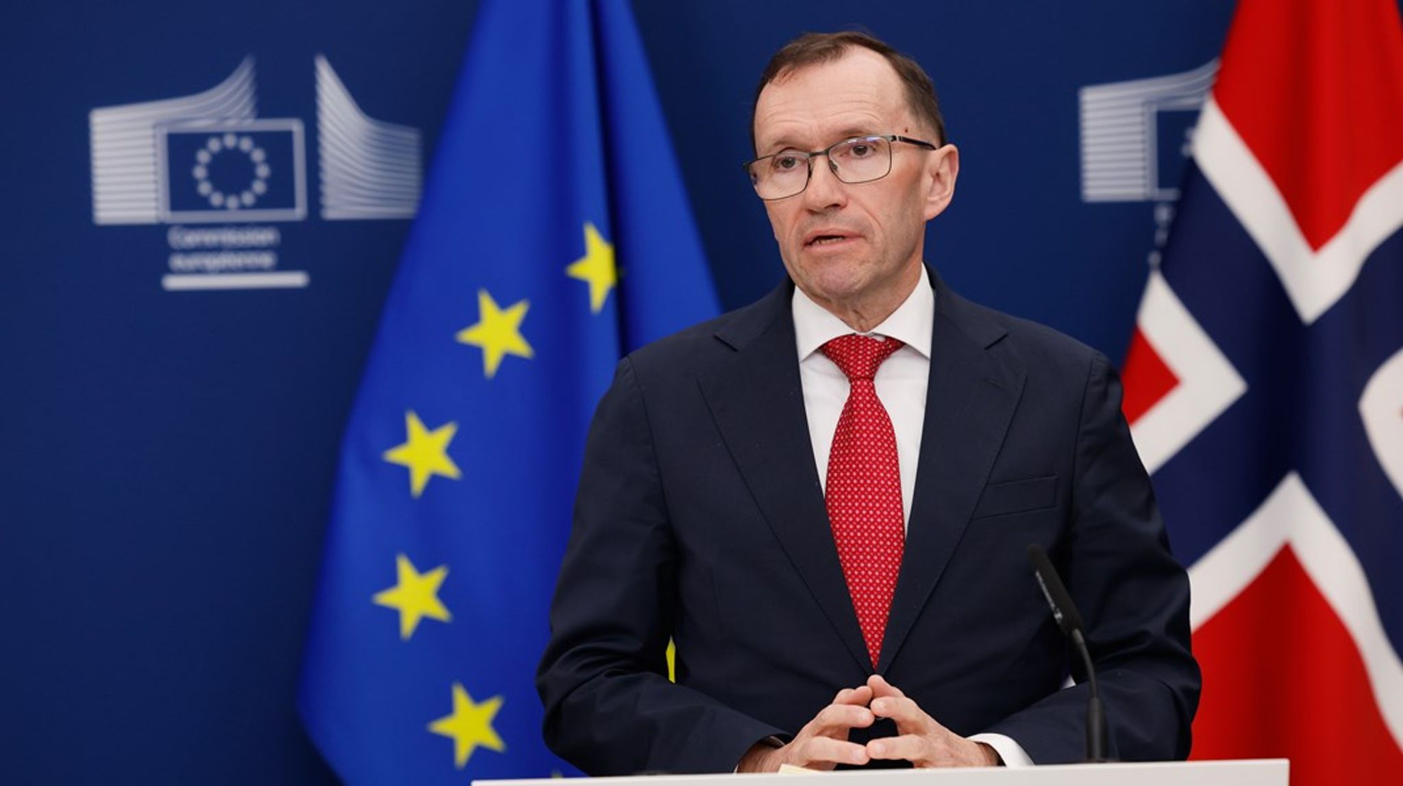 I april deltok Espen Barth Eide på et ministermøte i Brussel. Denne uken er det debatt i Stortinget om hans EU/EØS-redegjørelse. 