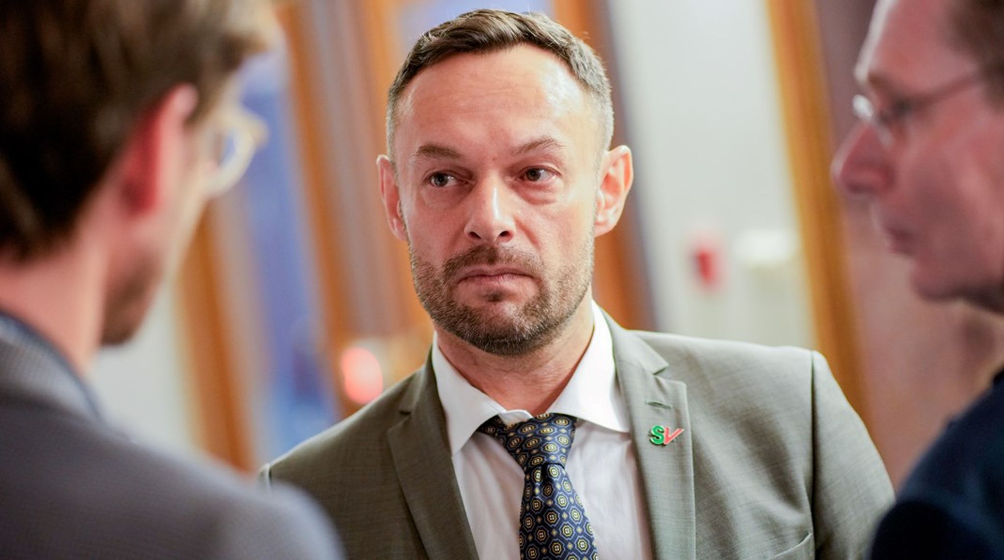 Tidligere SV-politiker Torgeir Knag Fylkesnes har ingen verv igjen i SV. Nå er han fulltidsansatt hos Teknologirådet.