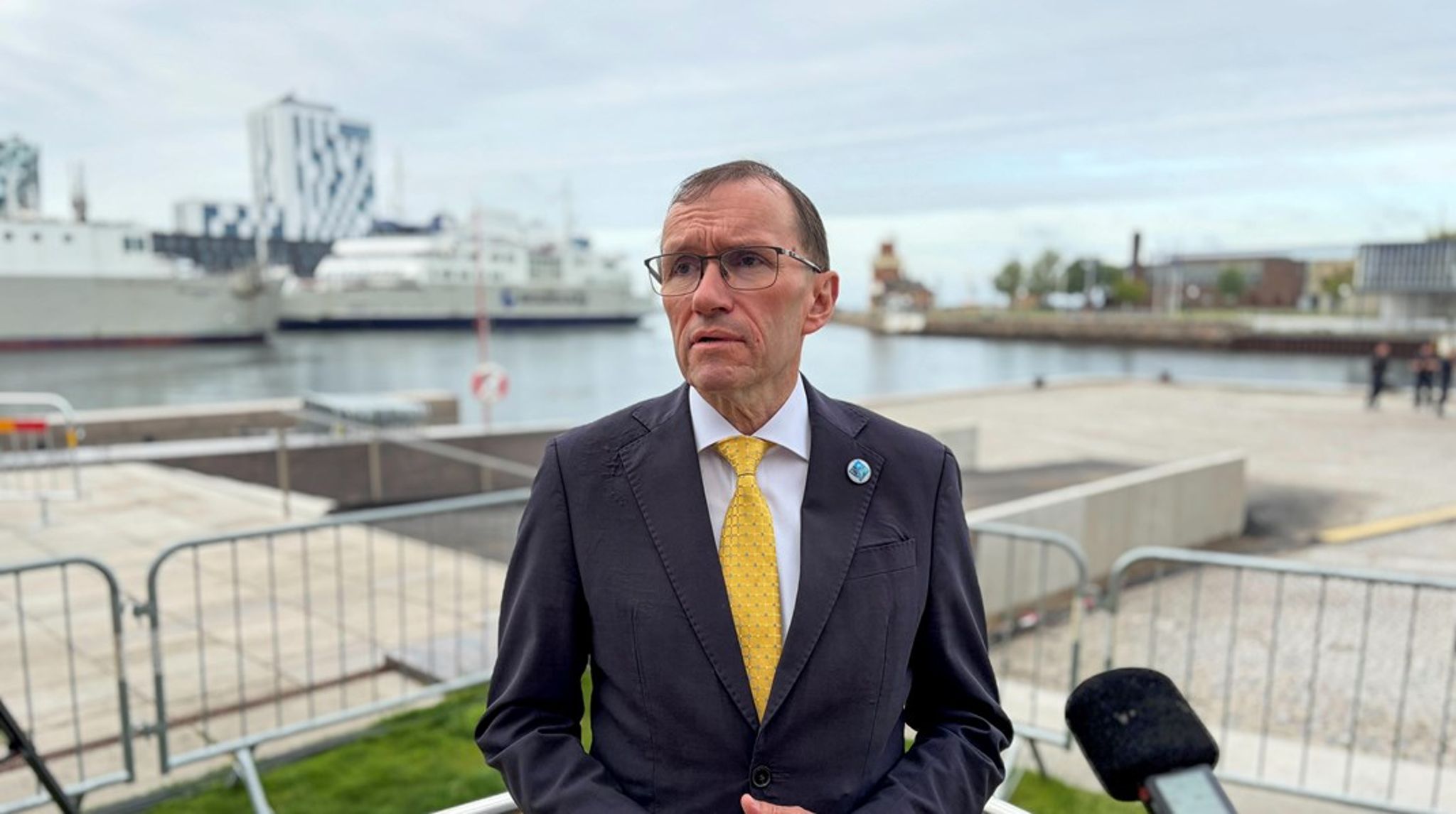 I forrige uke var han på Nato-møte. Denne uken reiser utenriksminister Espen Barth-Eide til Brussel for møte i EØS-rådet. 
