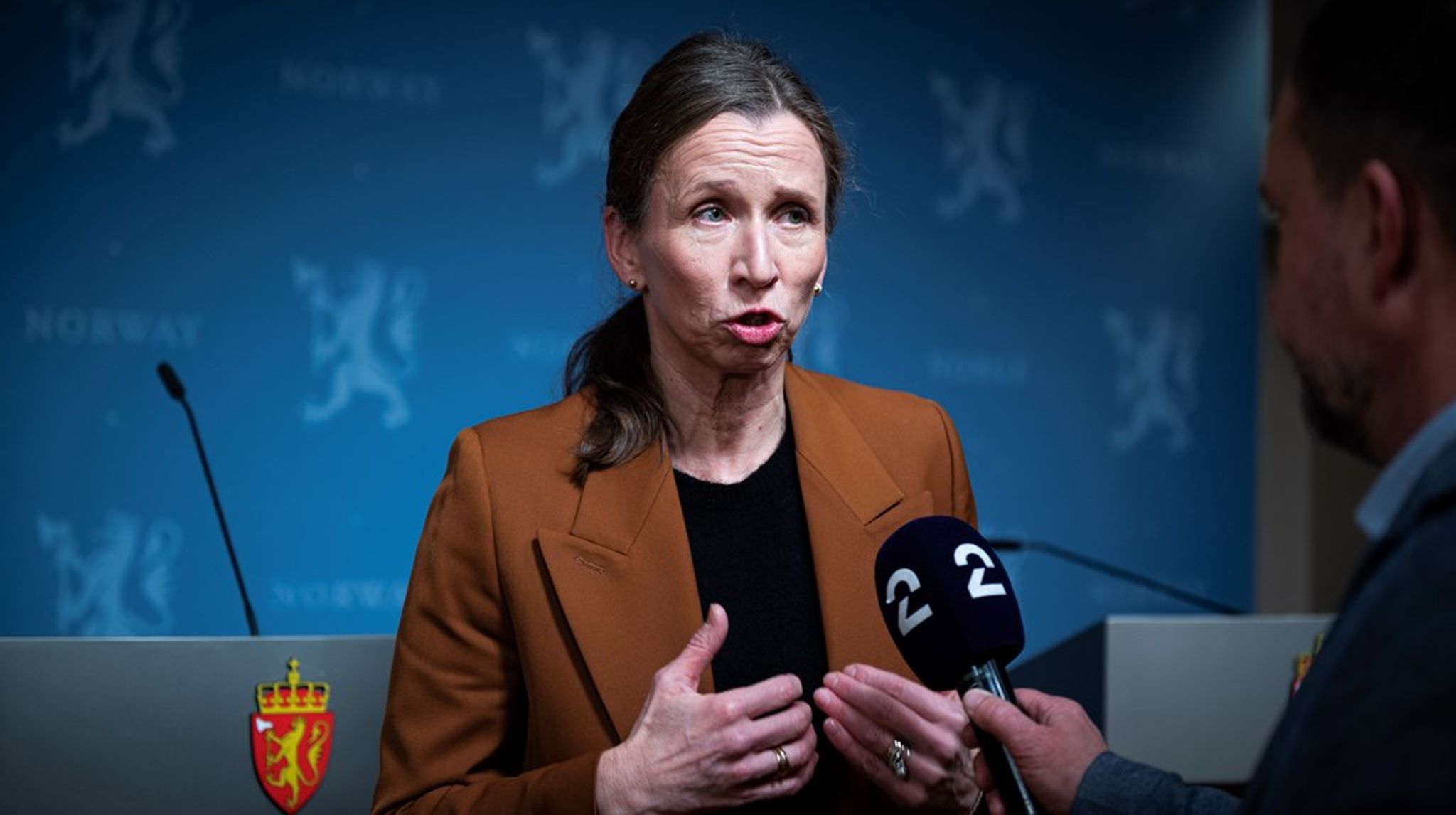 Denne ukes behandles spørsmålet om generell bevæpning av politiet. Justisminister Astri Aas-Hansen har lagt frem forslag til endringer i loven. 