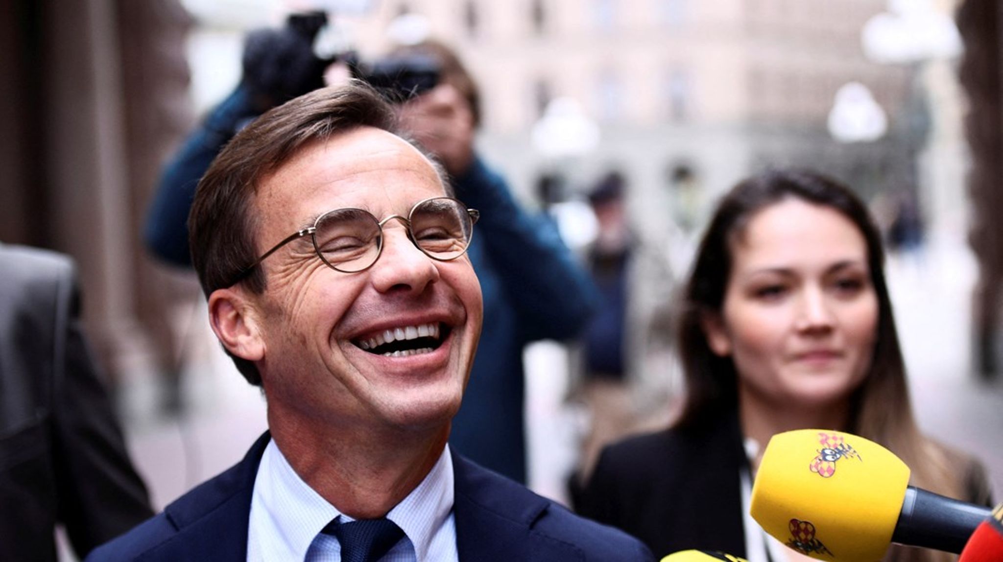 Ulf Kristersson (M) sonderer for å finne en regjeringsplattform etter et svensk valg som endte med nytt borgerlig flertall, med Sverigedemokraterna i en sentral rolle.&nbsp;