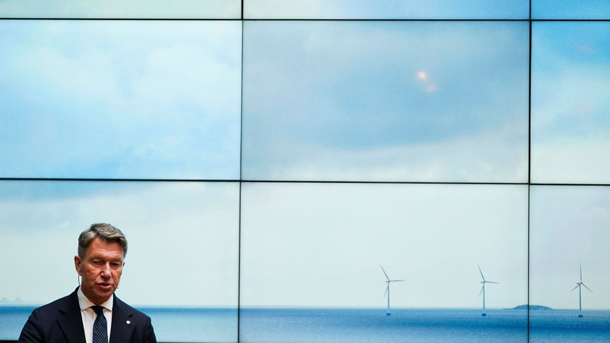 Olje- og energiminister Terje Aasland (Ap) på pressekonferanse om nye foreslåtte havvind-områder tirsdag.