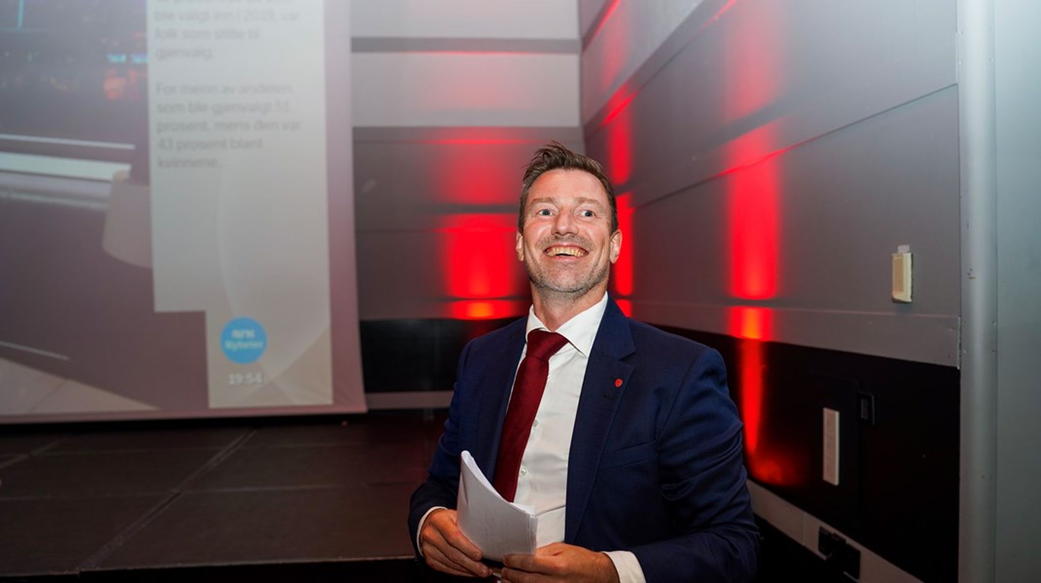 Trondheims ordførerkandidat Emil Raaen under mandagens valgvake. Fortsatt er situasjonen uavklart i Trondheim, men Raaen ser ut til å kunne trekke det lengste strået i kampen om ordførerkjedet. 