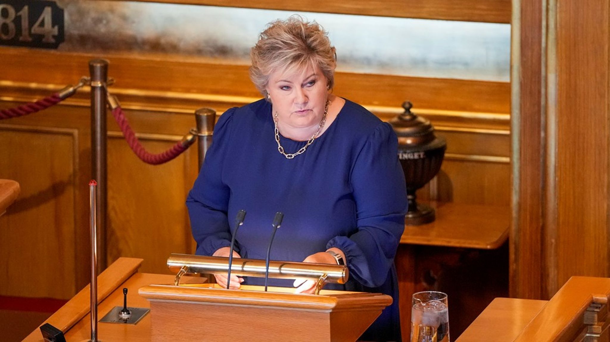 Tirsdag sendte Erna Solberg sin skriftlige redegjørelse til kontroll- og konstitusjonskomiteen på Stortinget. 