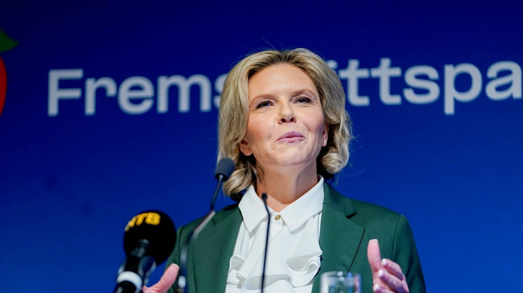 LUKKER DØRA: Sylvi Listhaug lukker døra for et nytt borgerlig samarbeid med KrF og Venstre etter valget 2025. 