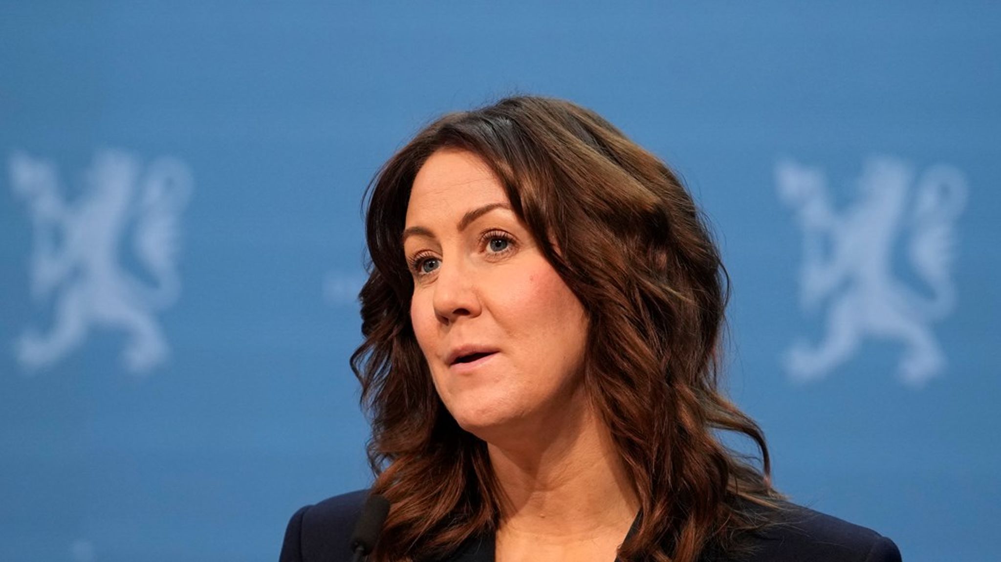 VIKTIG: – Den viktigste jobben til regjeringa er å skape trygghet, få flere i jobb og å holde velferden oppe, sier Tonje Brenna. 