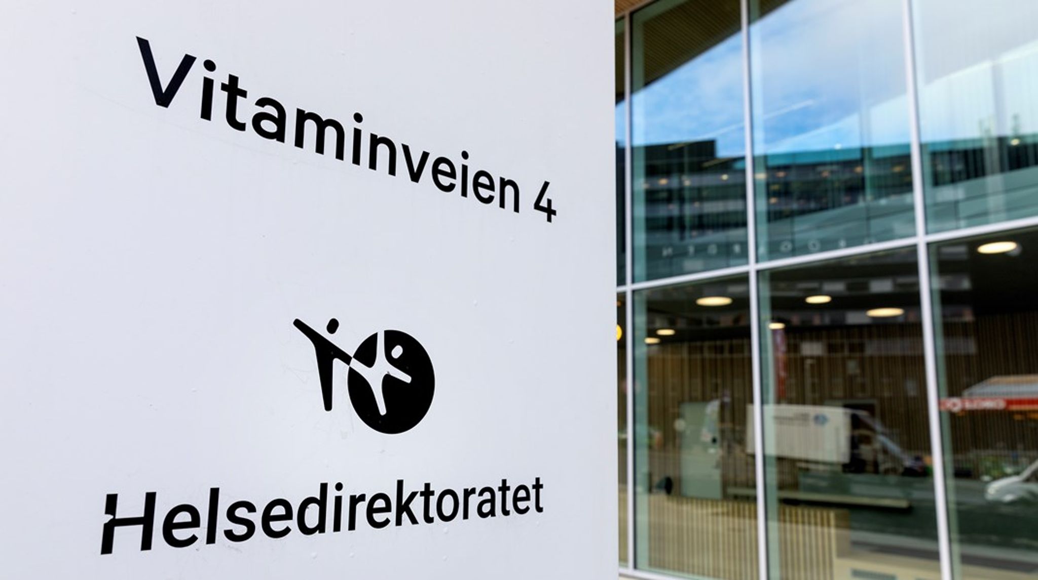 Helsedirektoratet skal ansette tre nye avdelingsdirektører. De skal jobbe med helserefusjoner, kvalitetsindikatorer og brukerundersøkelser og kodeverk.