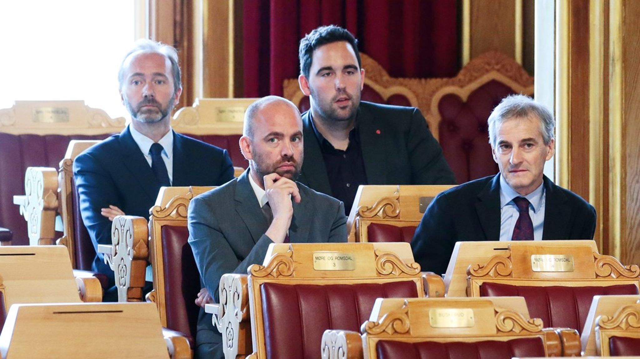 Audun Otterstad (bak til høyre) blir ny rådgiver for Karianne Tung. Bildet er fra da han var møtende vara på Stortinget tilbake i 2014, sammen med Trond Giske, Arild Grande og Jonas Gahr Støre. 