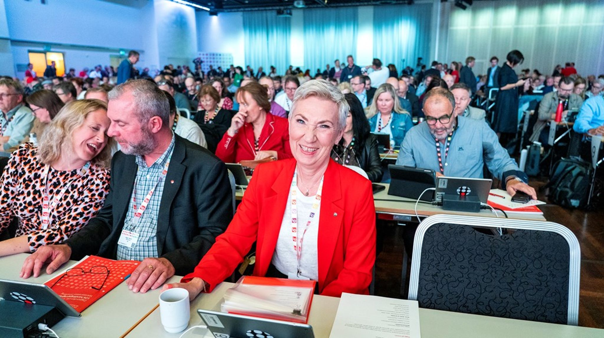 LO-leder Peggy Hessen Følsvik var i strålende humør på LO-kongressen i 2022. Denne uken skal det avgjøres hvem som skal bli hennes etterfølger på toppen av Norges største arbeidstakerorganisasjon. 