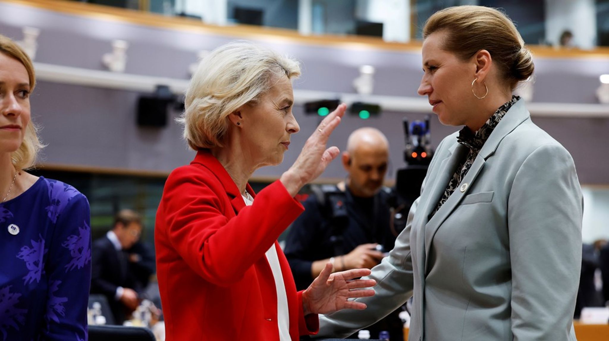 EU-kommisjonen er i ferd med å legge frem sitt forslag til et klimamål for 2040. Men til stor frustrasjon for Mette Frederiksen ønsker flere land å trekke i håndbrekket.<br>