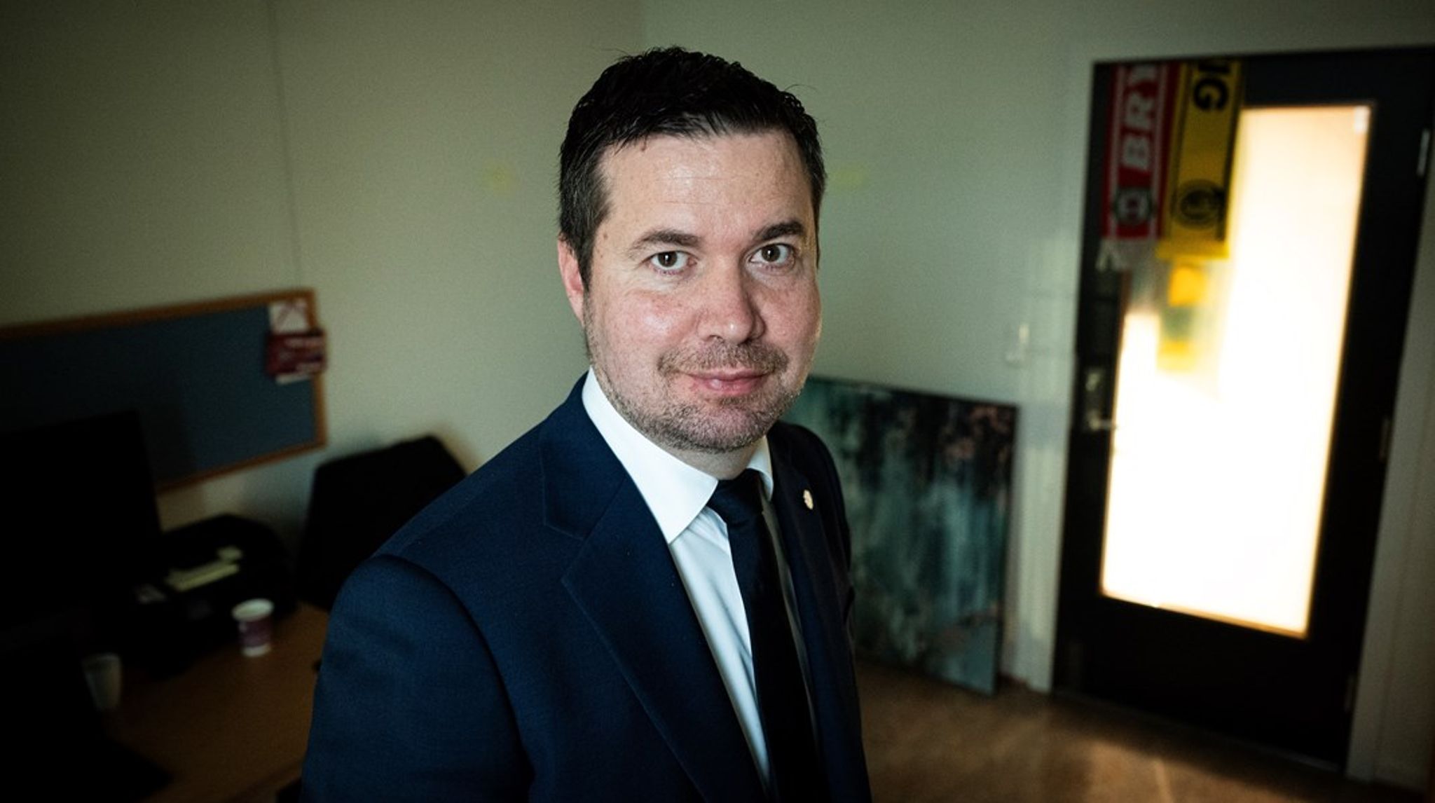 Stortingsrepresentant Geir Pollestad (Sp) forteller at han spyttet kaffe på gata på Grünerløkka for å få oppmerksomhet.