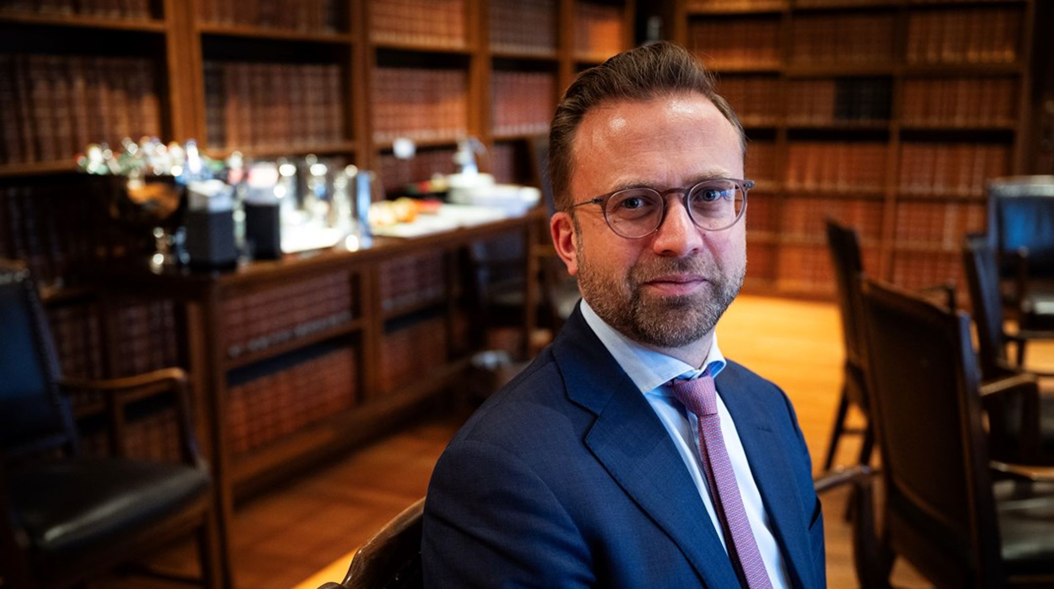 Høyres fraksjonsleder i finanskomiteen, Nikolai Astrup, presenterte partiets alternative budsjett tirsdag.