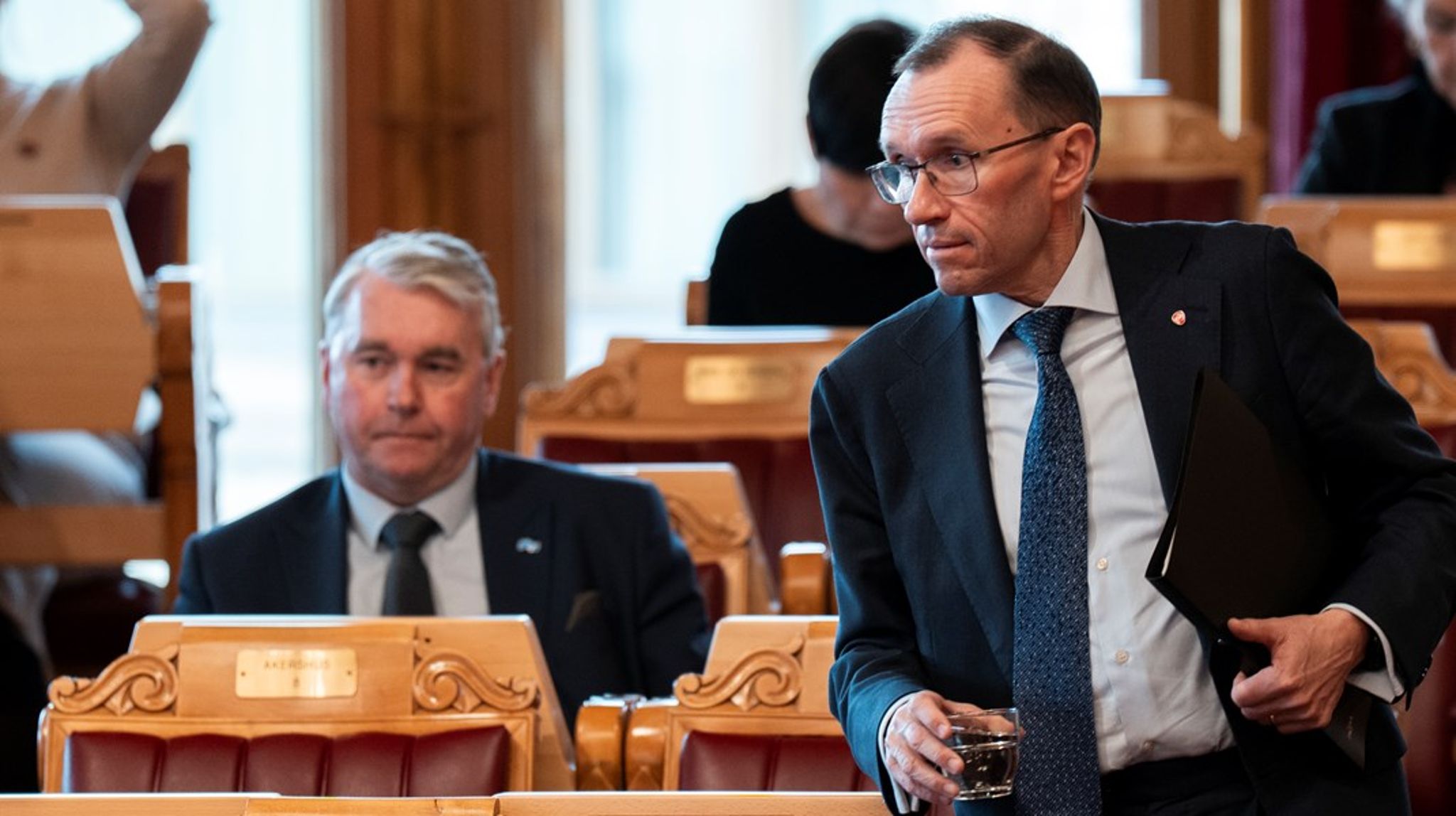 Espen Barth Eide antyder at det blir et dobbelt jafs av innlemmelser av EU-lovgivning snart, det kan være snakk om rundt 140–150 rettsakter. Tirsdag holdt han en redegjørelse om EU- og EØS-politikk i Stortinget. 