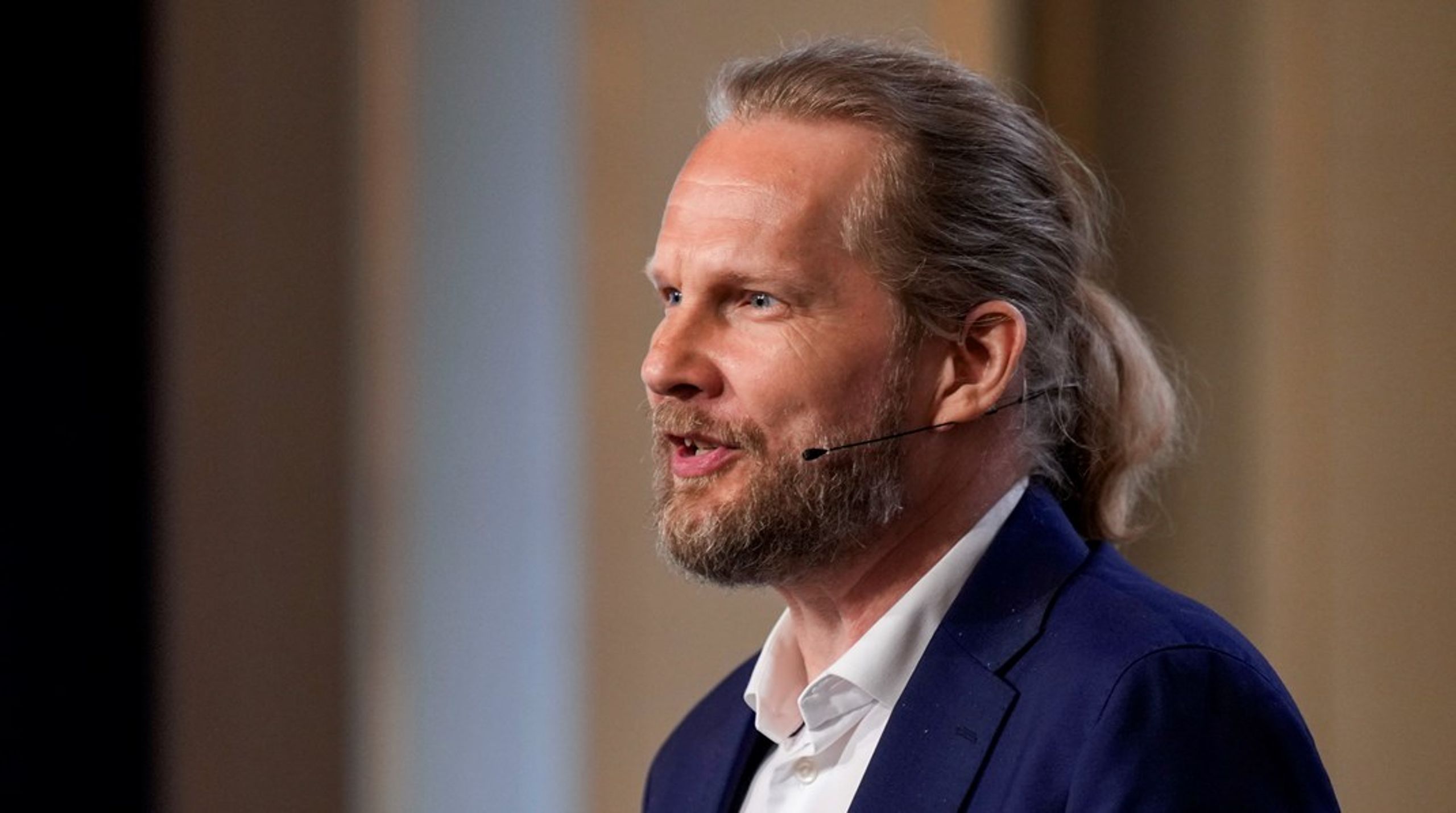 Etter 11 år slutter Aslak Sira Myhre som nasjonalbibliotekar. Nå går ferden hjem til Stavanger og ny jobb som konserndirektør for kommunikasjon, samfunnskontakt og strategi i Lyse.