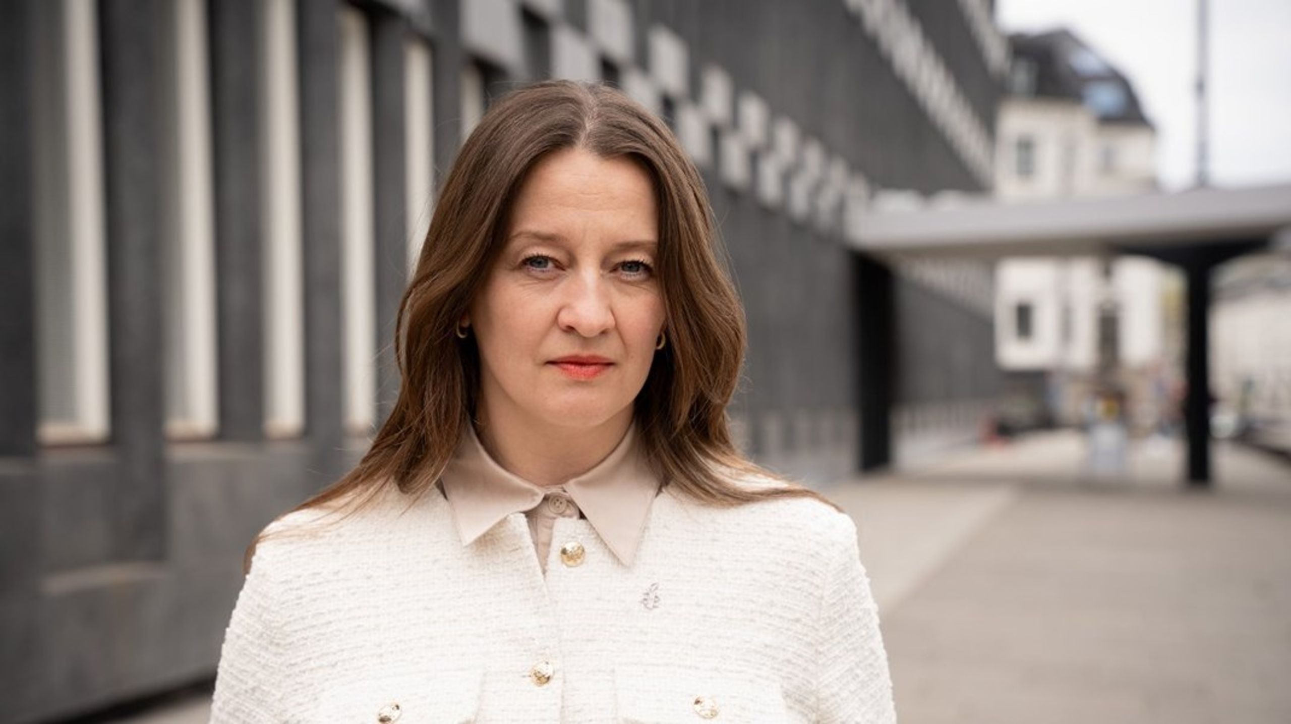 – Den teknologiske utviklingen gjør store inngrep i folks liv og skaper&nbsp;omfattende menneskerettighetsutfordringer, sier politikk- og samfunnssjef i Amnesty International Norge, Bergdis Joelsdottir.&nbsp;<br><br>