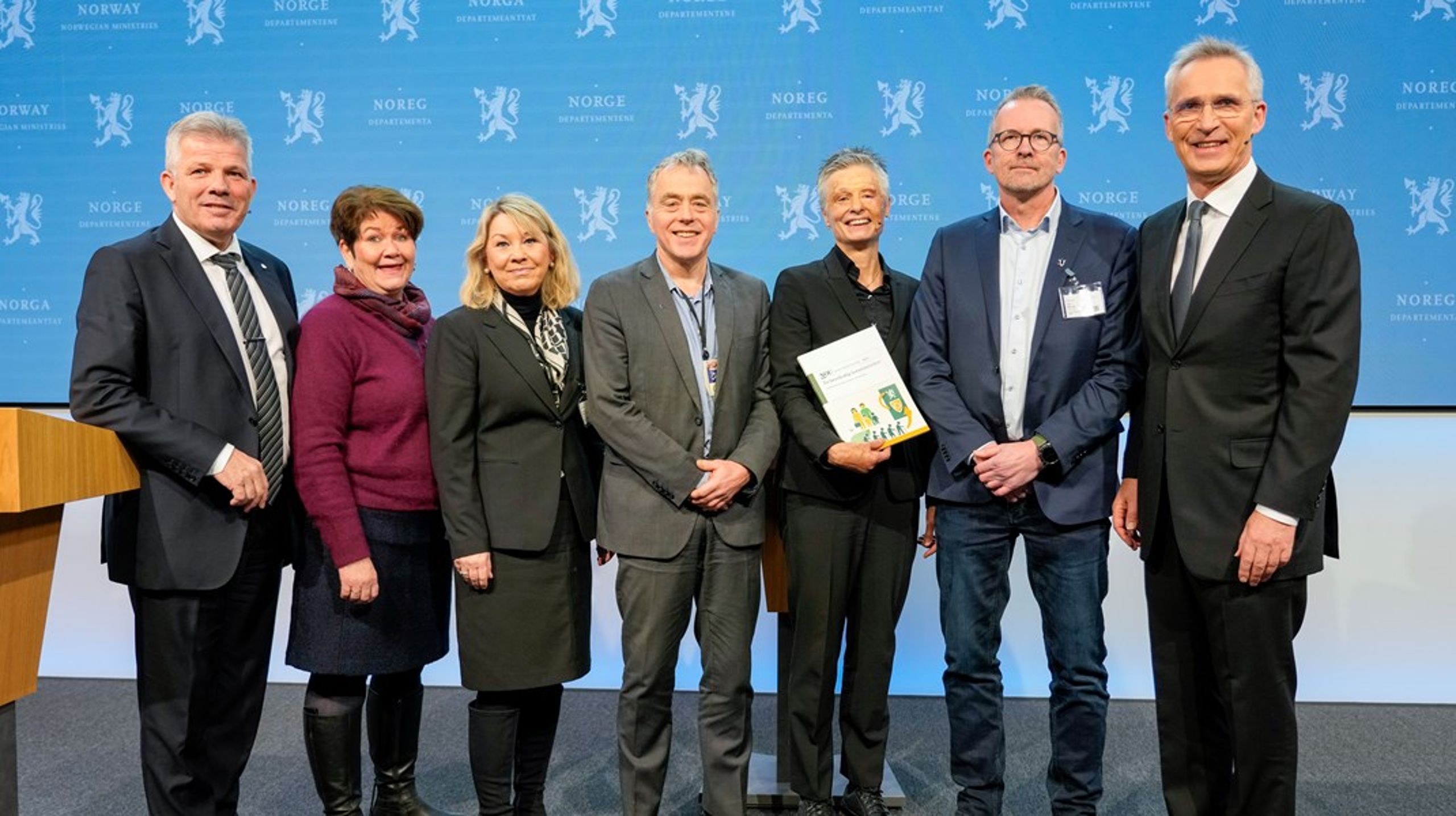 Kommunekommisjonens forslag om å fjerne kompetansekrav i den kommunale helsetjenesten høster kritikk.&nbsp;&nbsp;