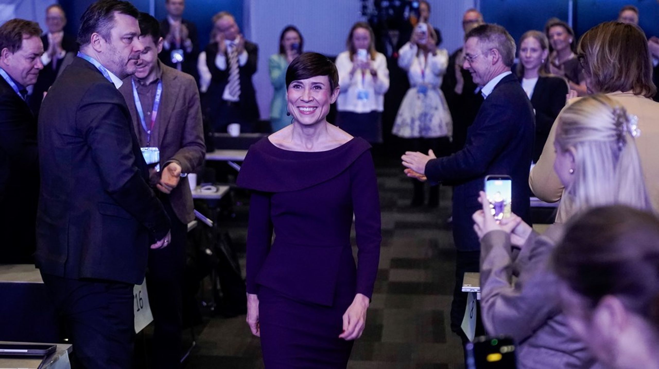 Lørdag ettermiddag kunne Ine Marie Søreide gå opp midtgangen som Høyres nye leder.&nbsp;