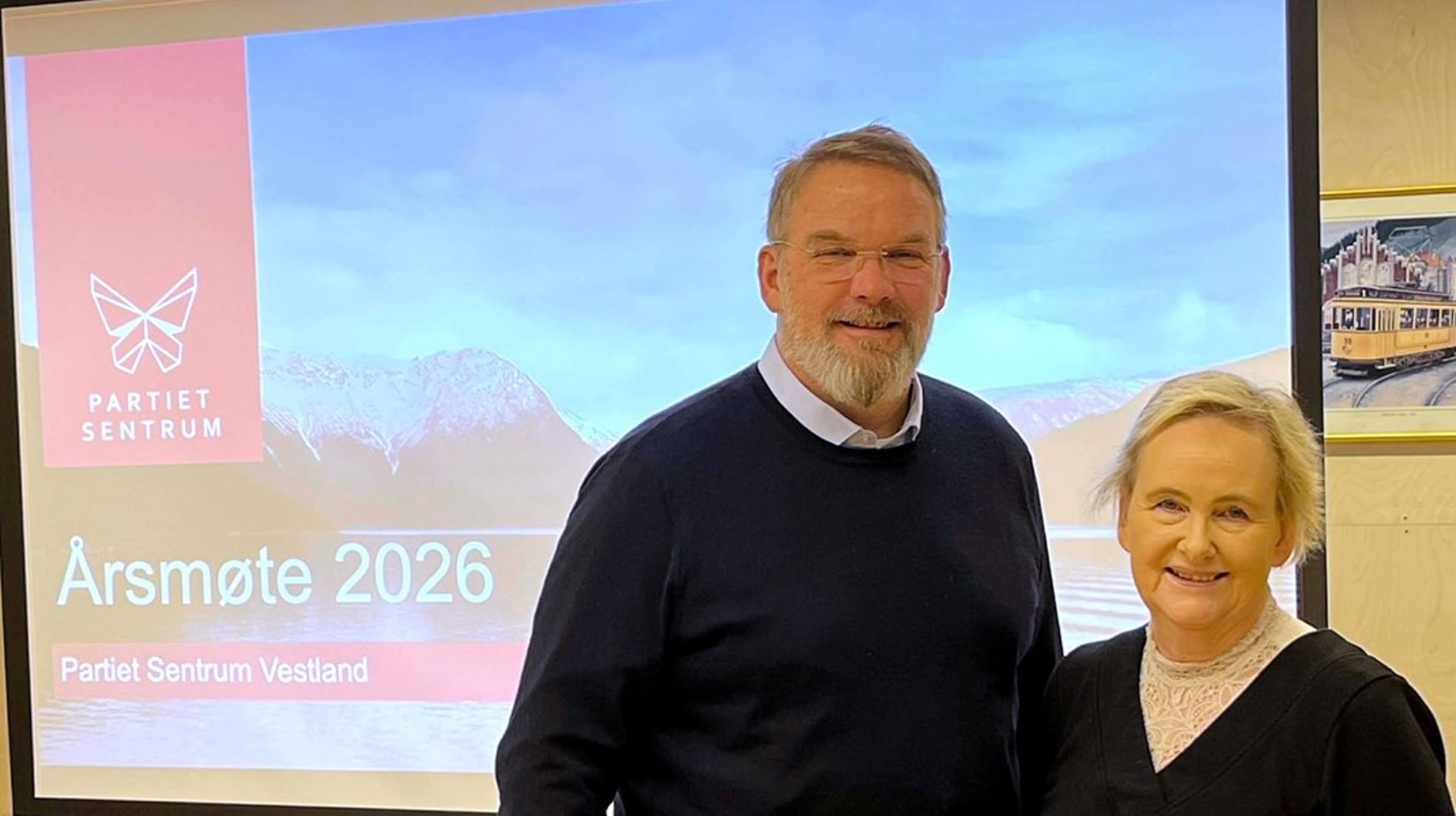 Audun Mundal overtar som fylkesleder for Partiet Sentrum Vestland for Anne Marie Valvatne. Hun går inn som første nestleder i fylkeslaget.