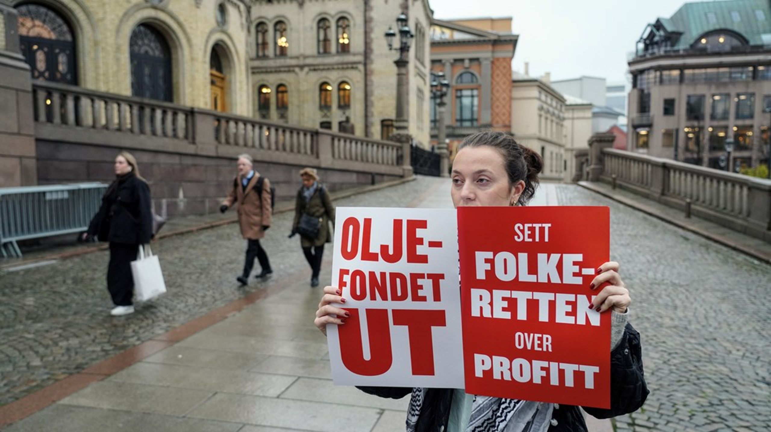 Aksjonsgruppen for Palestina aksjonerte utenfor Stortinget under behandlingen av&nbsp;nytt etisk rammeverk for oljefondet i november.