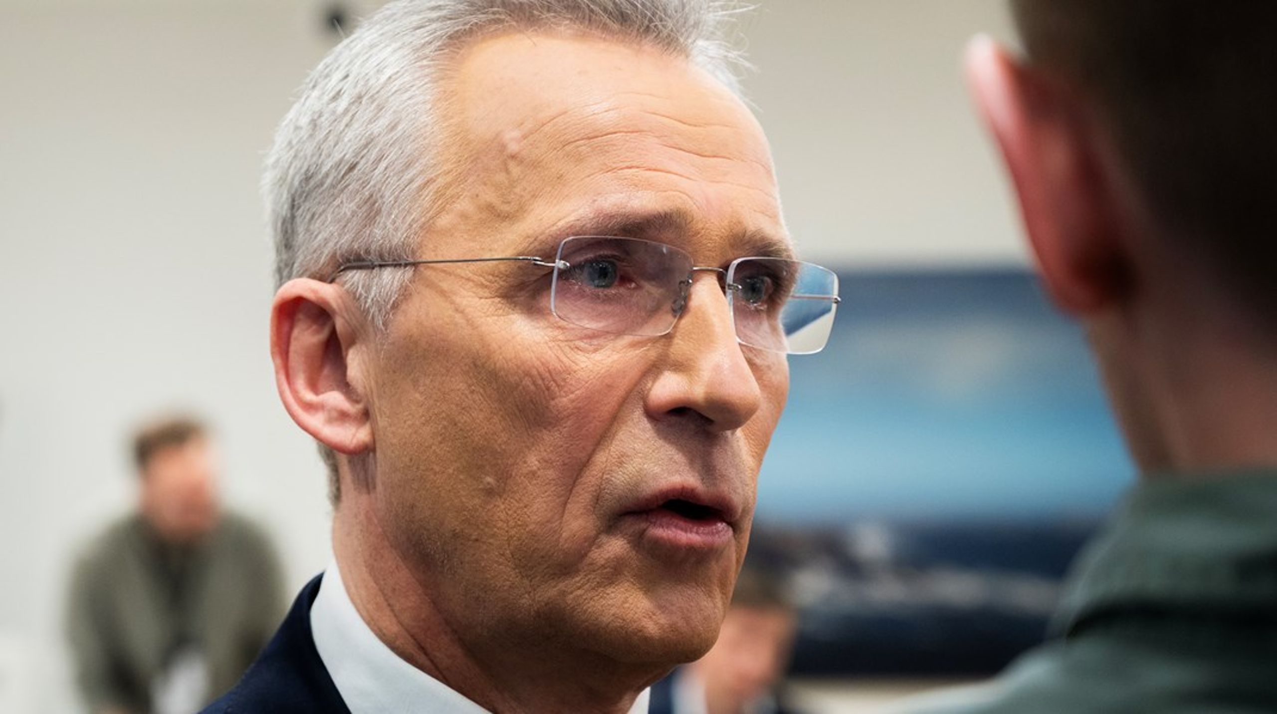 Jens Stoltenberg heller kaldt blod i årene på dem som tror oljeprisboomen etter krigen i Iran skal redde dem fra kutt og innstramminger i neste års budsjett.