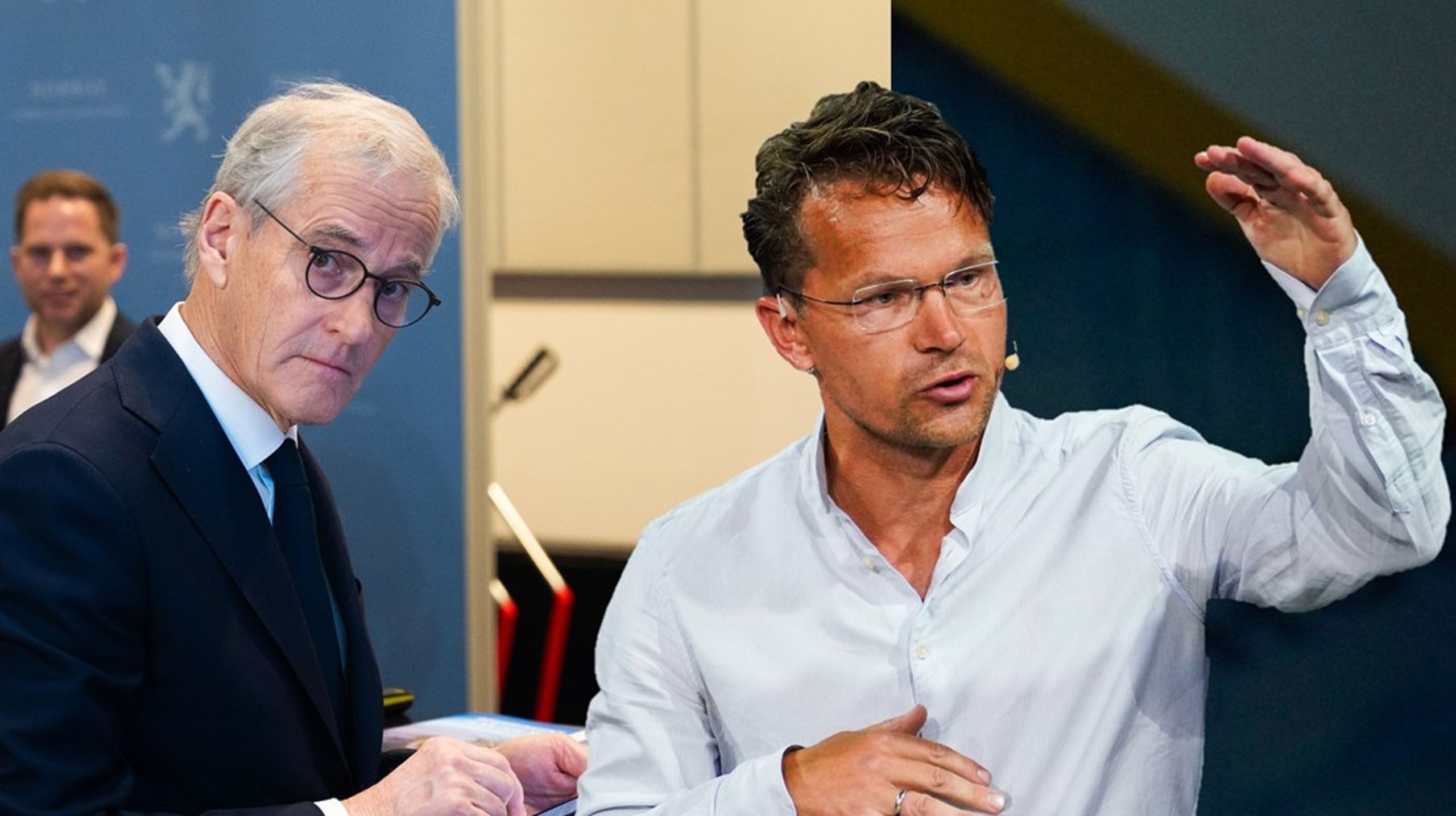 I 2025 ble Jonas Gahr Støre og Martin Bech Holte omtalt nesten like ofte i sammenheng med sløseridebatten. Det var også da debatten var på sitt høyeste.