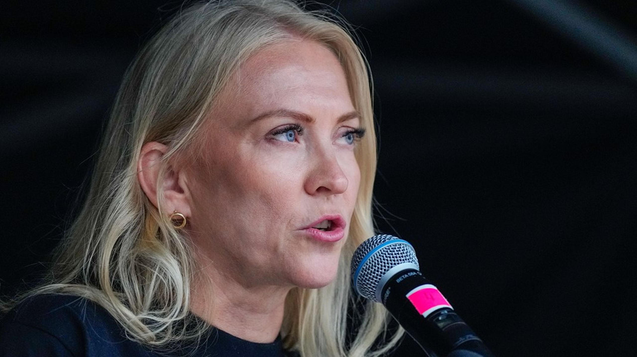 Leder i Sykepleierforbundet, Lill Sverresdatter Larsen, er blant dem som reagerer på regjeringens forslag og utvidet medvirkningsplikt for sykmeldte.