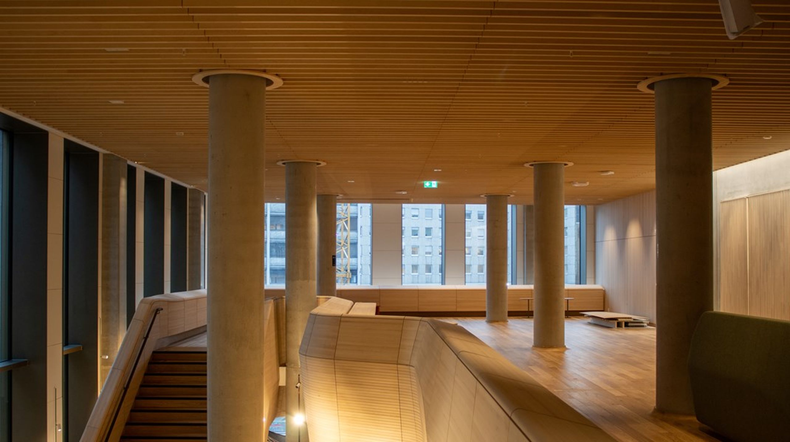 Deler av det nye regjeringskvartalet er påkostet og framstår luksuriøst. Bilder kommer kanskje til å bli vanlig som illustrasjon til påstander om offentlig sløsing.&nbsp;<br>