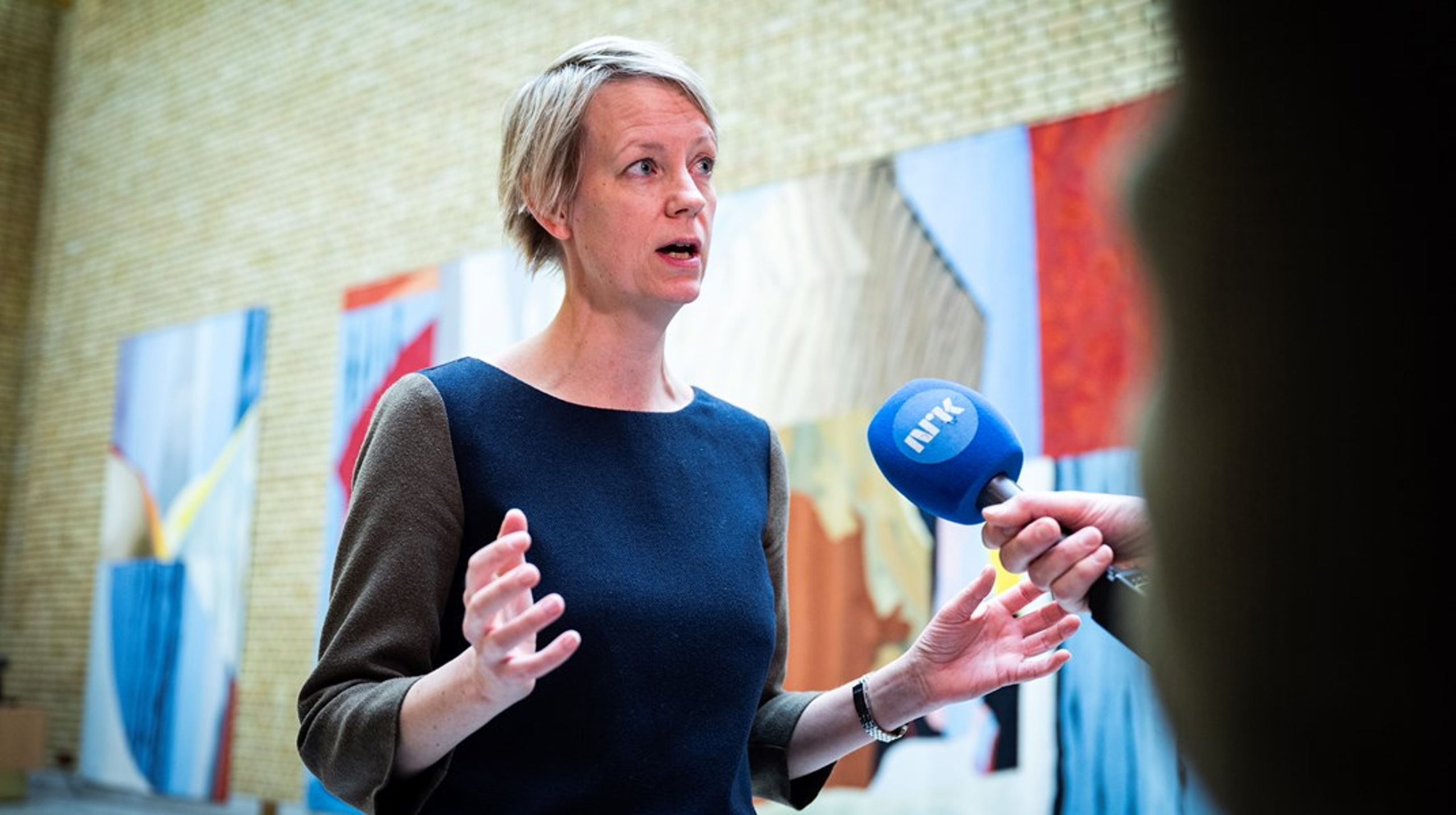 SVs Ingrid Fiskaa mener digitaliseringsminister Karianne Tung fraskriver seg ansvar for at BankID kan bli nedgradert.&nbsp;