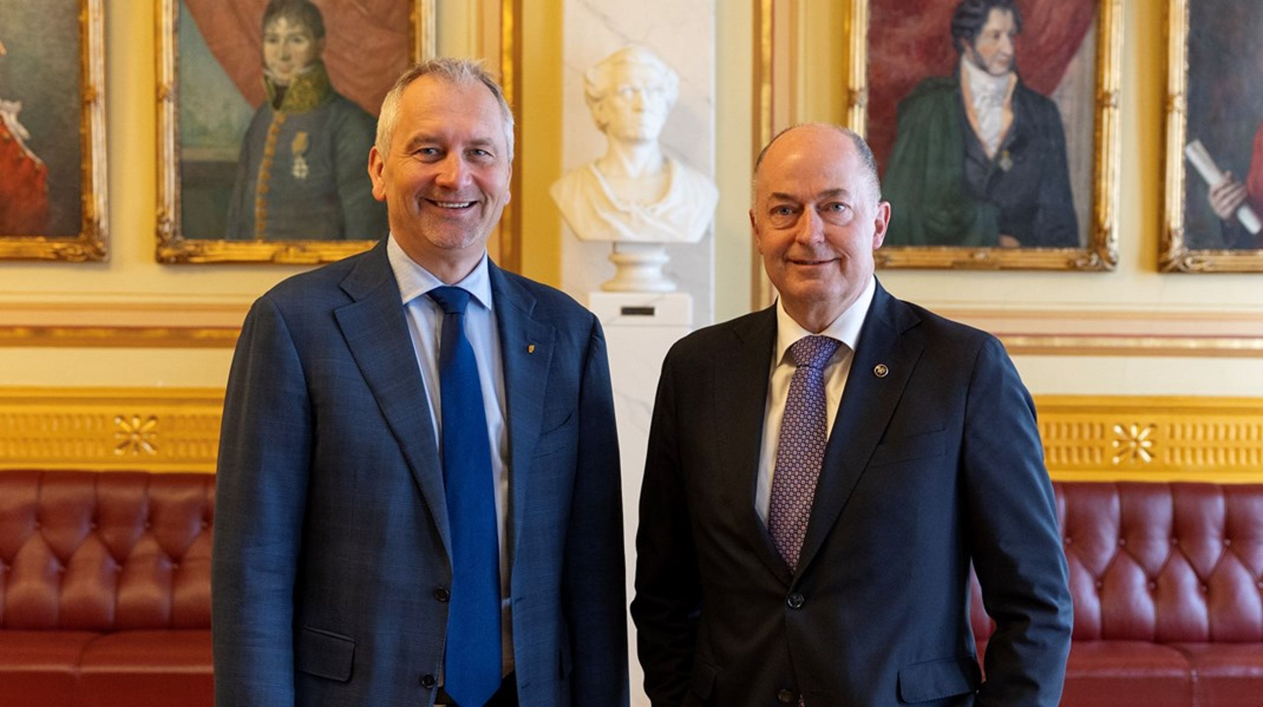 Alf Erik Andersen (t.v.) blir ny 4. visepresident på Stortinget, mens Morten Stordalen rykker opp og blir 1. visepresident.