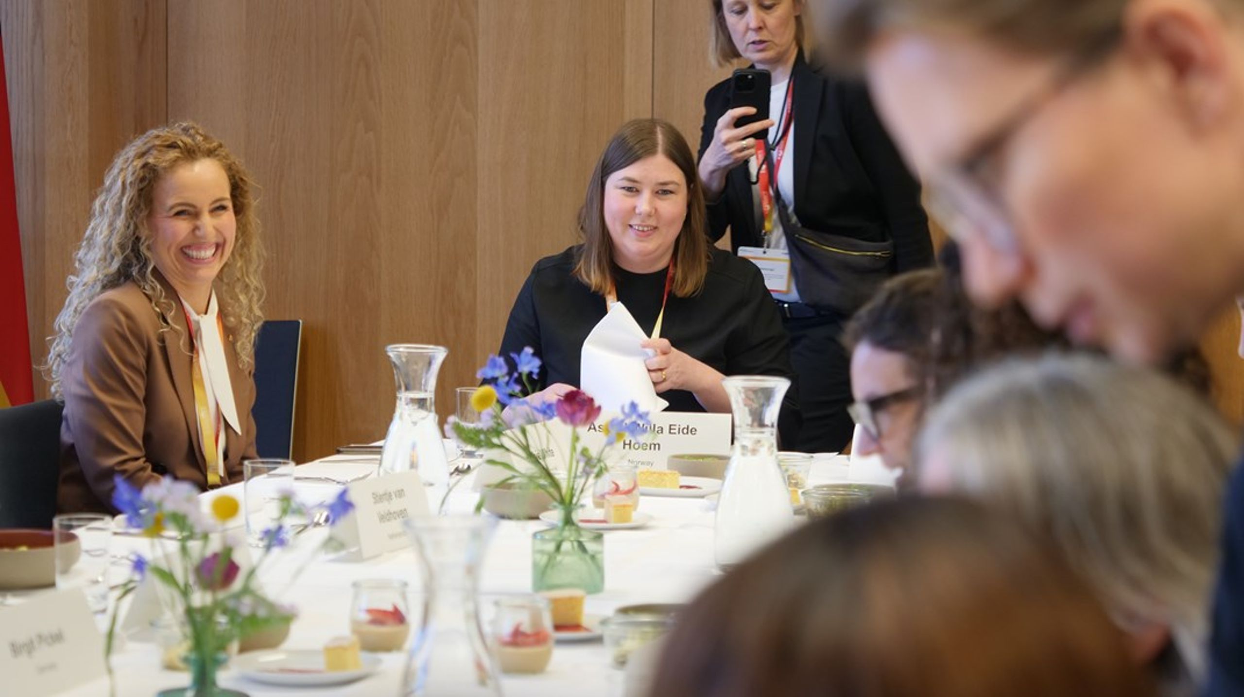 Statssekretær Astrid Hoem reiser denne uken til Colombia for å delta på Santa Marta-konferansen.