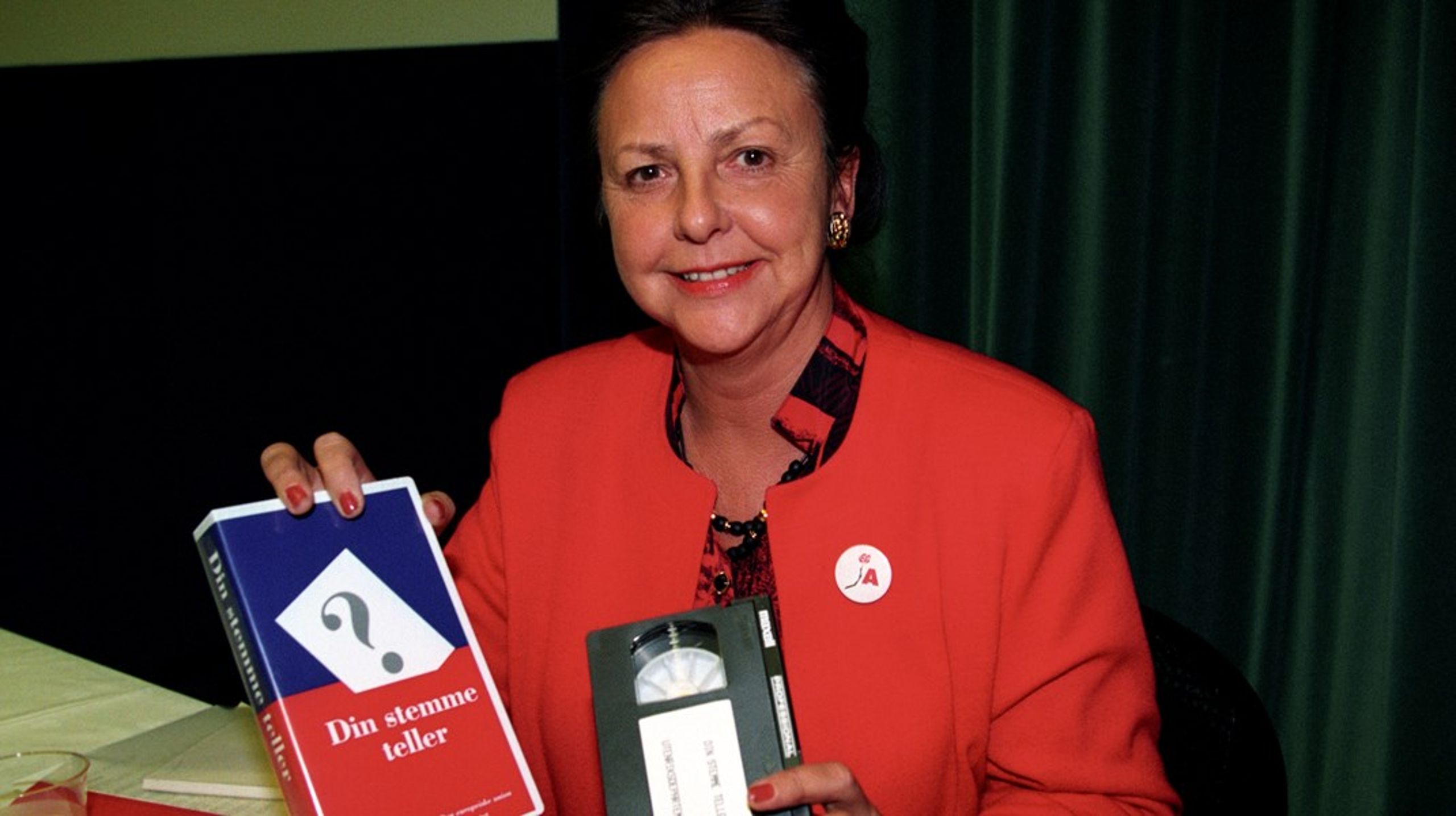 Grete Knudsen ledet de norske EU-forhandlingene før og etter EU-avstemmingen i 1994. Da var hun handelsminister. Hun var statsråd under tre Ap-statsministre.&nbsp;