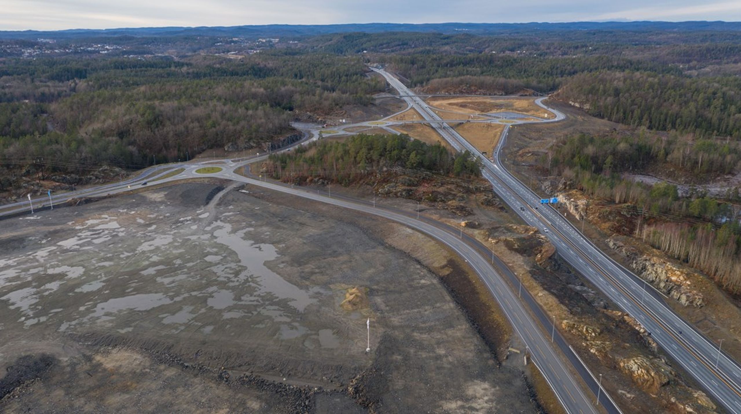 Nye E18 på Sørlandet er årsaken til flere betydelige naturinngrep de siste årene. Norsk natur bygges ned bit for bit, og ingen har oversikt. Nå trenger naturen politisk handlekraft, skriver politisk rådgiver Anders Skrede i Naturvernerne.