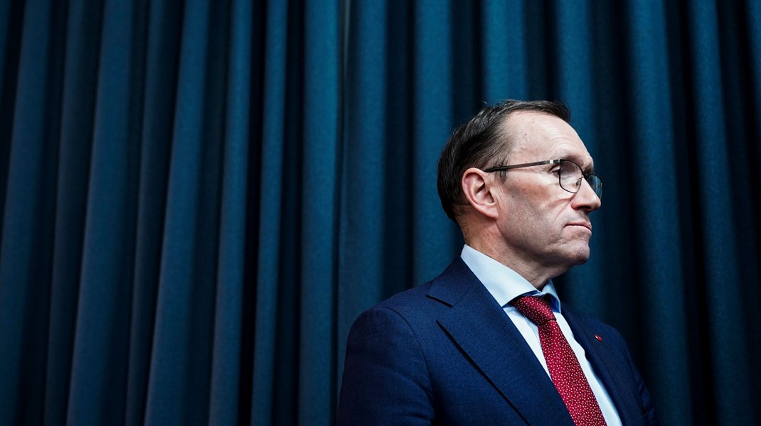 Espen Barth Eide og regjeringen vant ikke gjennom med sitt lobbyarbeid for at Norge skulle unntas beskyttelsestiltak. Men han avviser at norske politiske avgjørelser eller etterslep har vært en bidragsyter.