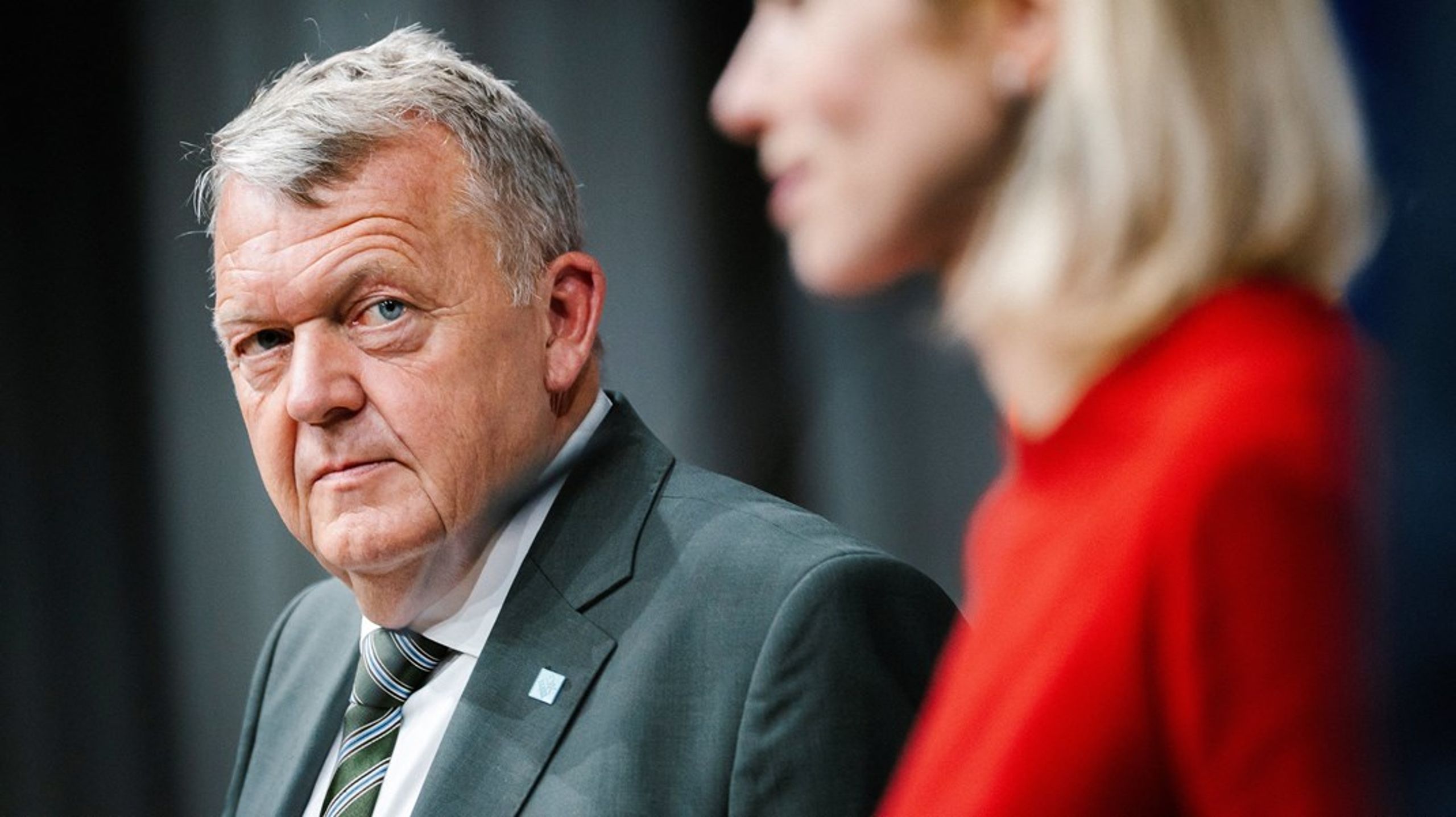 Danmarks utenriksminister, Lars Løkke Rasmussen, jobber videre for å få på plass et kjempelån til Ukraina.