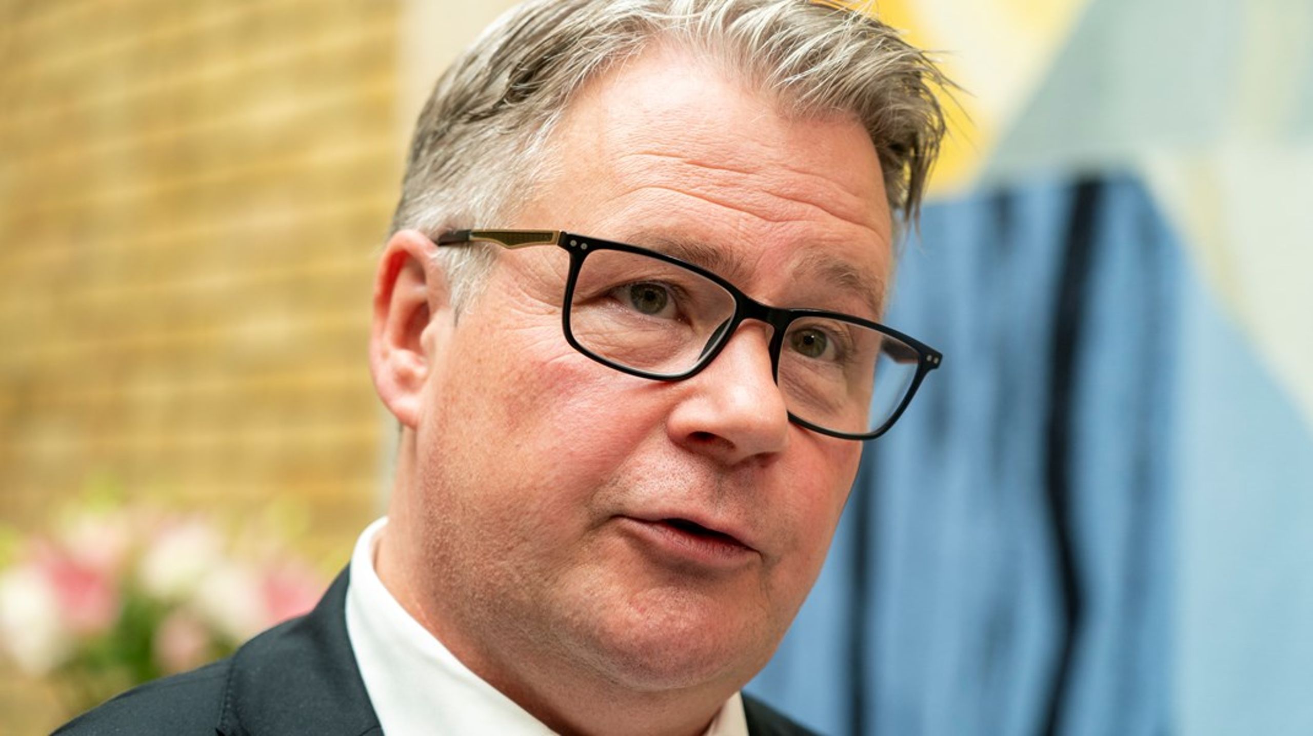 Kontroll- og konstitusjonskomiteens leder, Per-Willy Amundsen, har stått i bresjen for å få informasjon om regjeringens rolle i Telenors Myanmar-skandale.