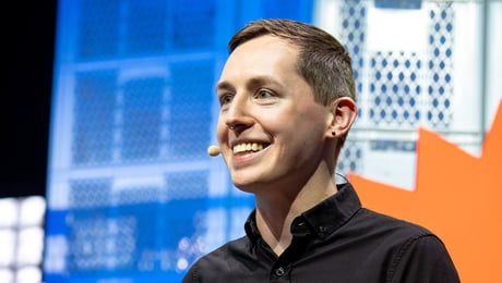 Programleder for «Tech Won't Save Us» kommer til Oslo
