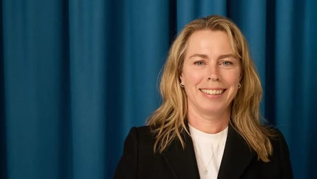 Går fra First House til Forsvarsdepartementet