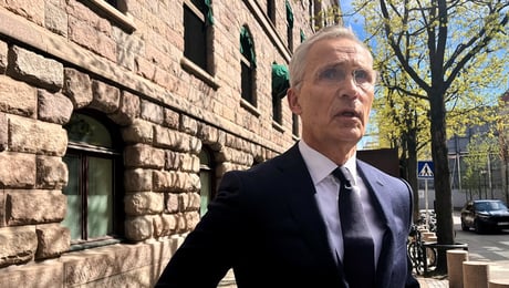 Stoltenberg advarer om avgifts-lovbrudd – mener EUs vedtak onsdag ikke påvirker bensin-trøbbel