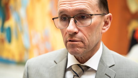 Eide tar selvkritikk. Mener kongen burde fått kondolere til Israel