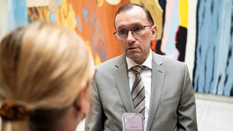 Eide på toppmøter og revidert nasjonalbudsjett: Dette skjer på forsvars- og sikkerhetsfeltet i uke 20