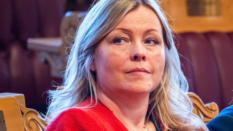 Regjeringen strammer inn reglene for å få sykmeldte til å jobbe mer
