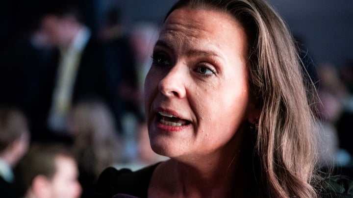 SV argumenterte mot, men stemte for å kutte i støtte til enslige foreldre. – De mister troverdighet, sier KrF