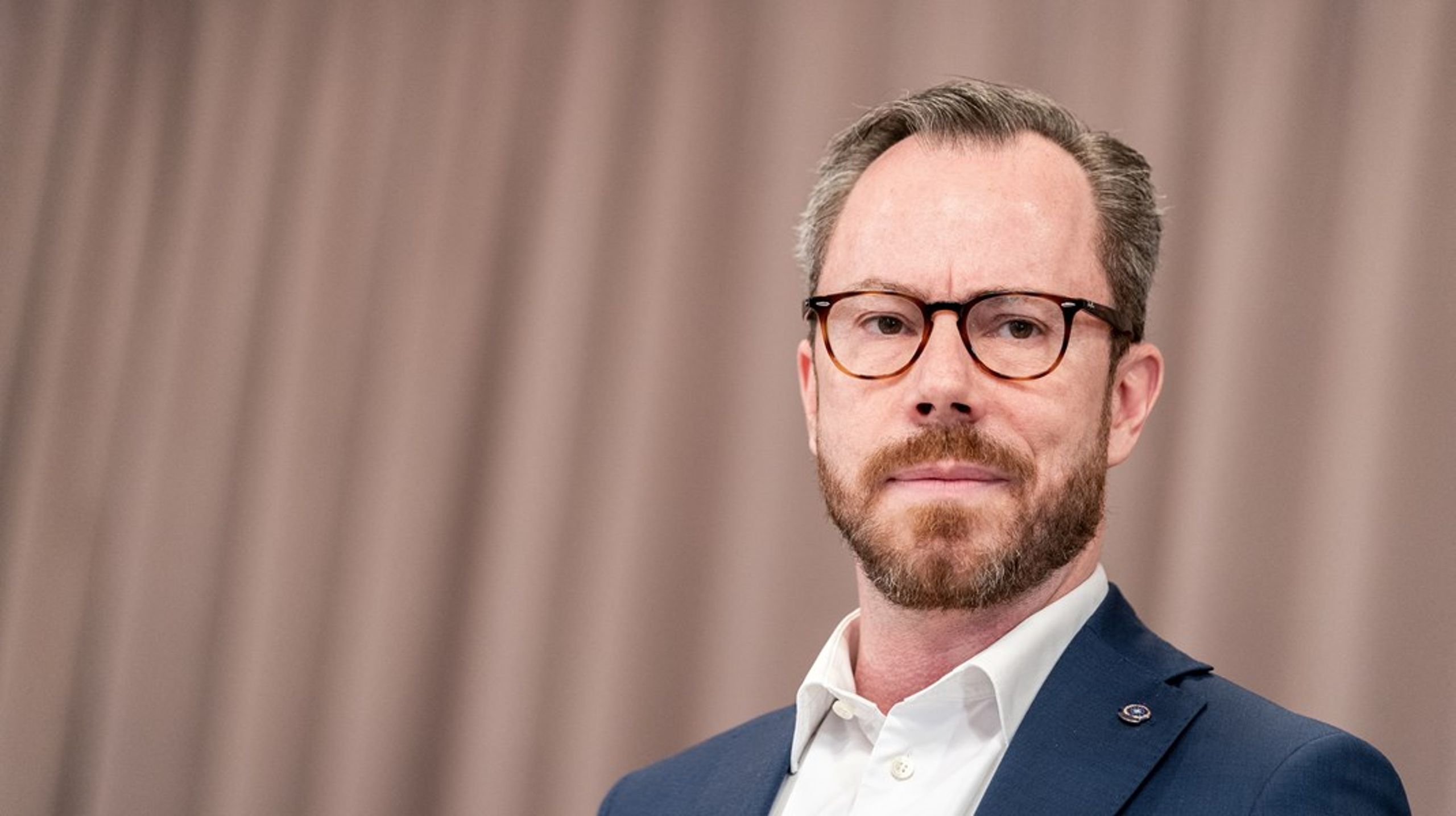 Danmarks forsvarsminister, visestatsminister og partileder for Venstre, Jakob Ellemann-Jensen, er sykmeldt på grunn av høy arbeidsbelastning.