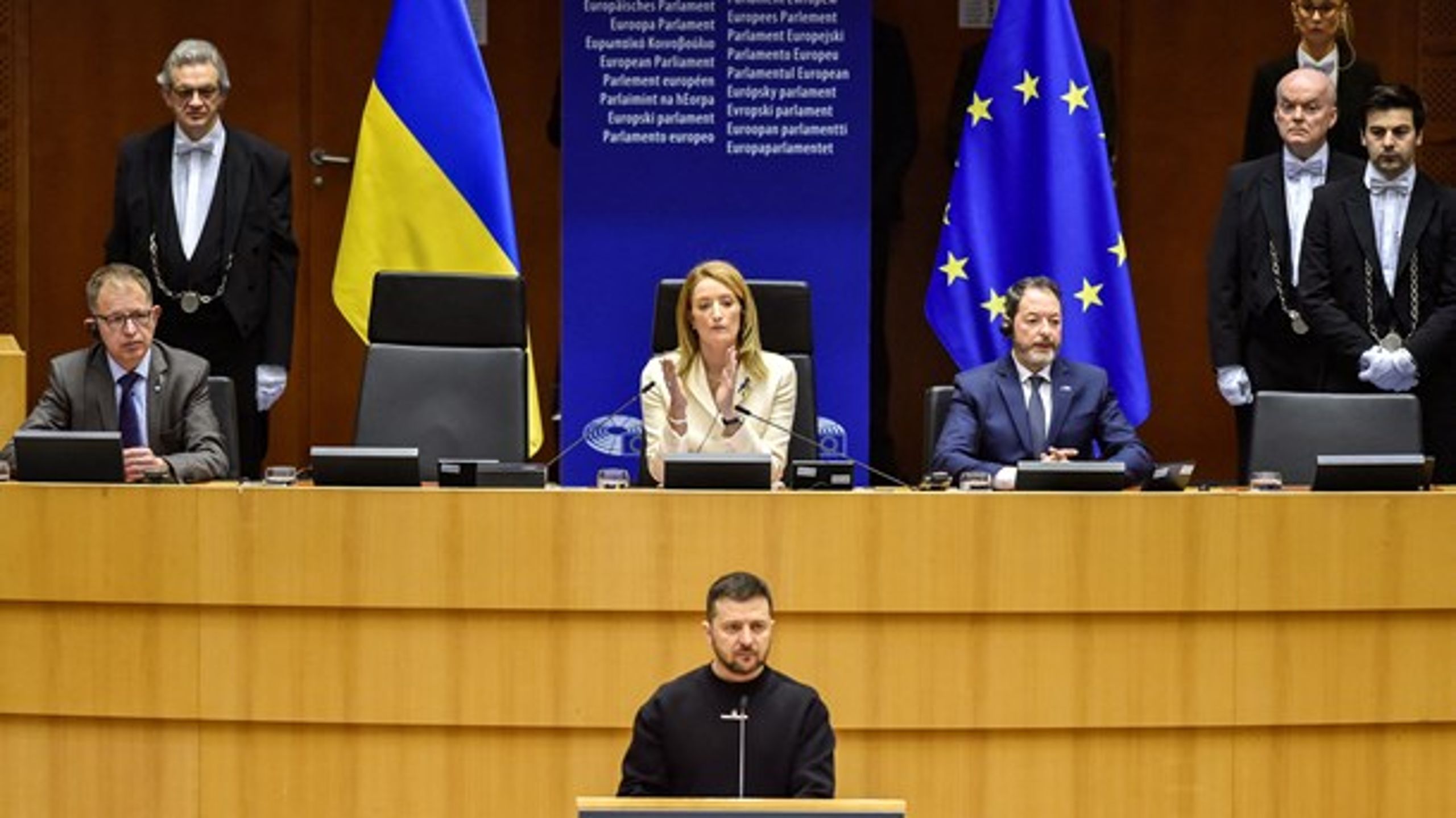 Ukrainas leder, Volodymyr Zelenskyj, talte til Europaparlamentet i Brussel torsdag morgen.